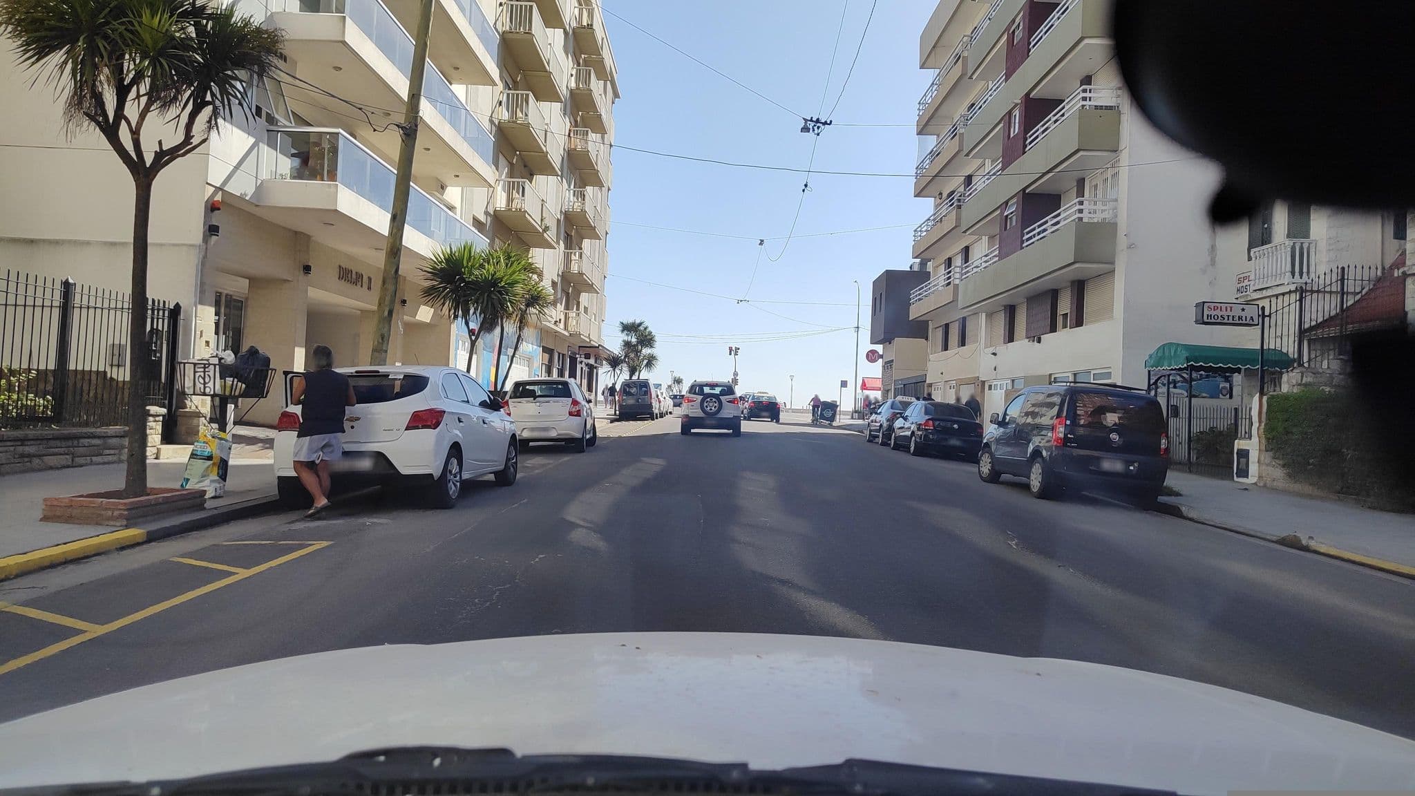 Street view near Hotel Venezia, Mar del Plata — © Kaart_Local (CC BY-SA · Mapillary)