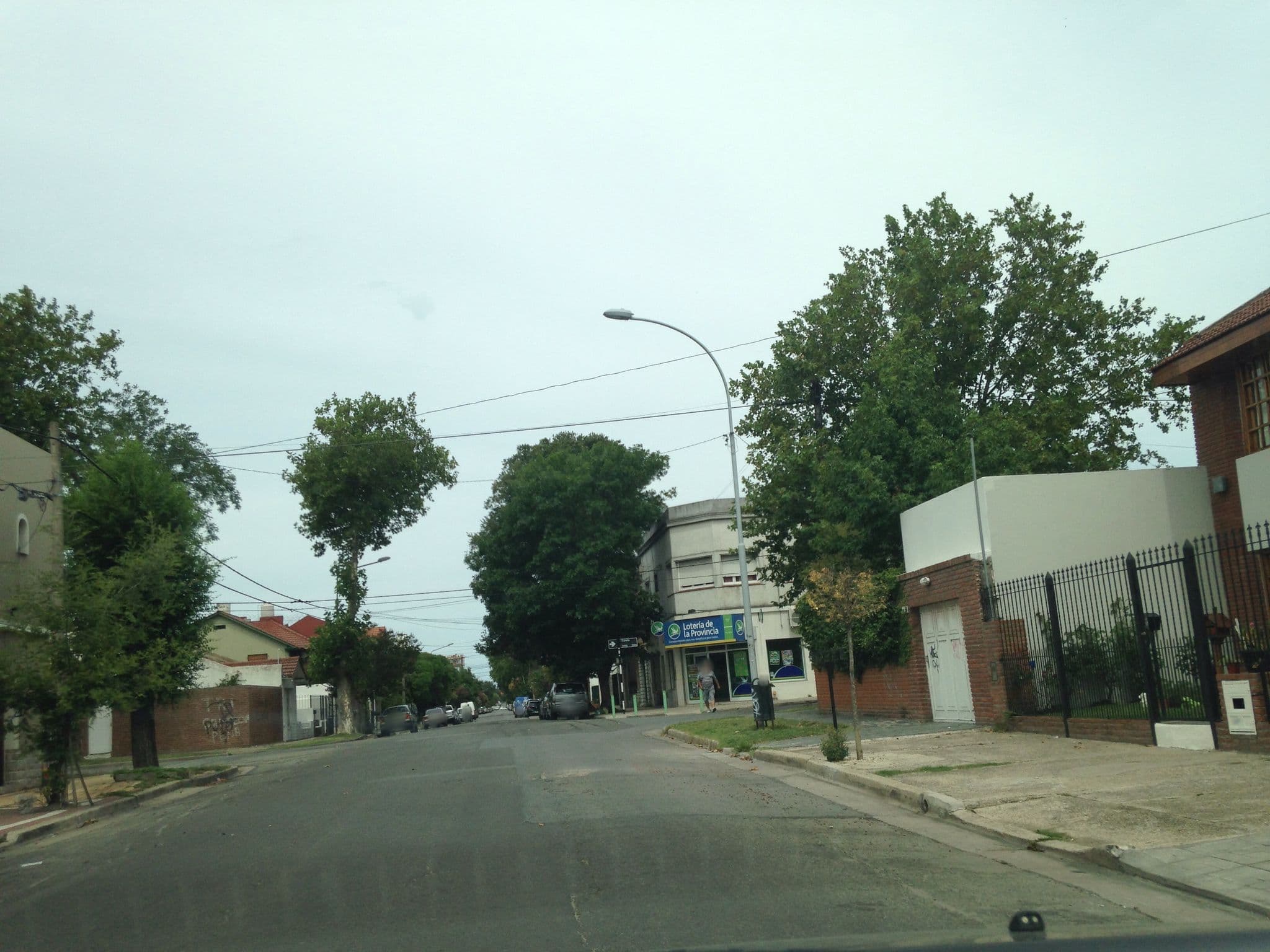 Street view near Hotel Utedyc Mar Del Plata, Mar del Plata — © maryann (CC BY-SA · Mapillary)