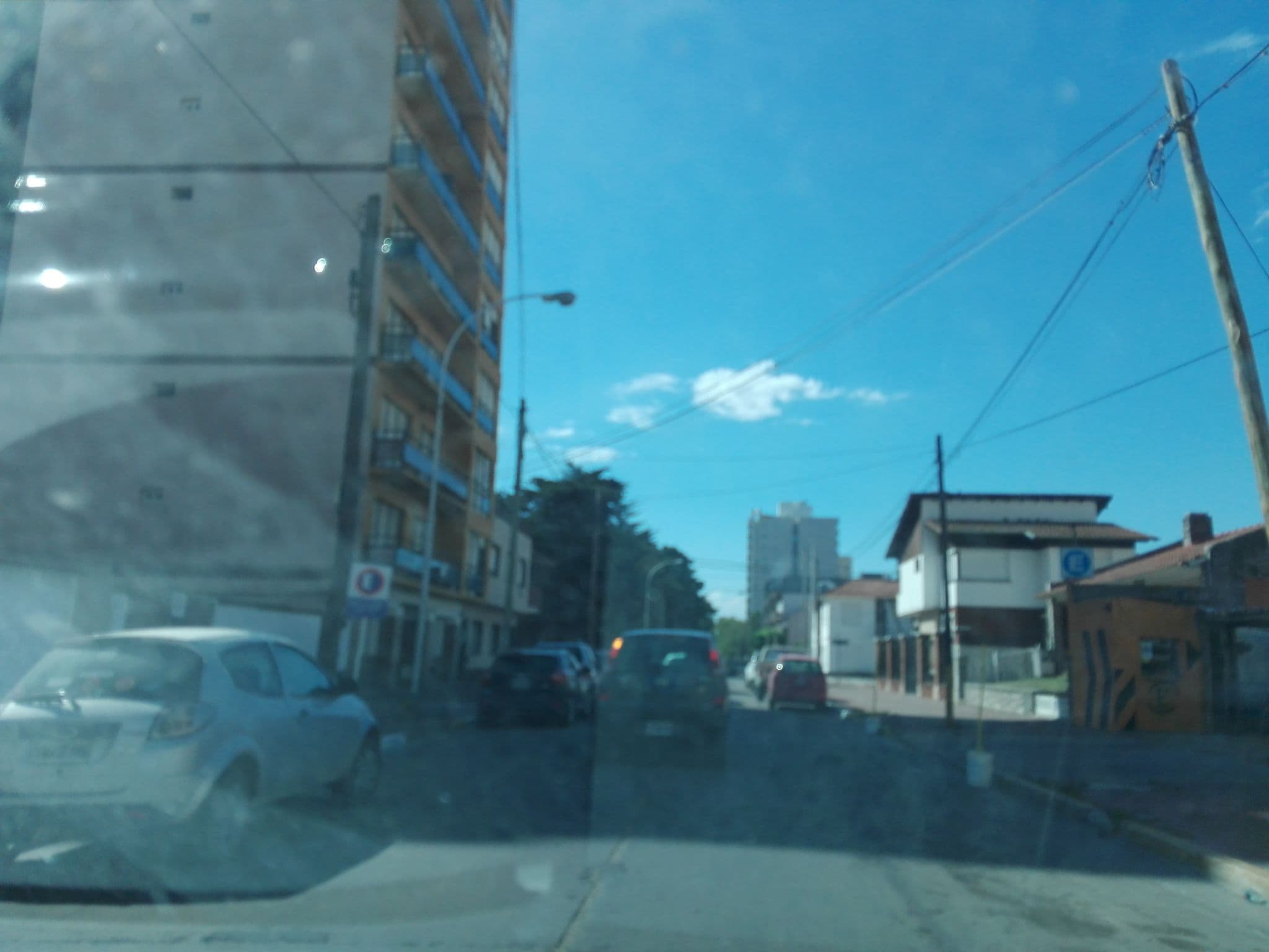 Street view near Hotel España, Necochea — © nicfer (CC BY-SA · Mapillary)