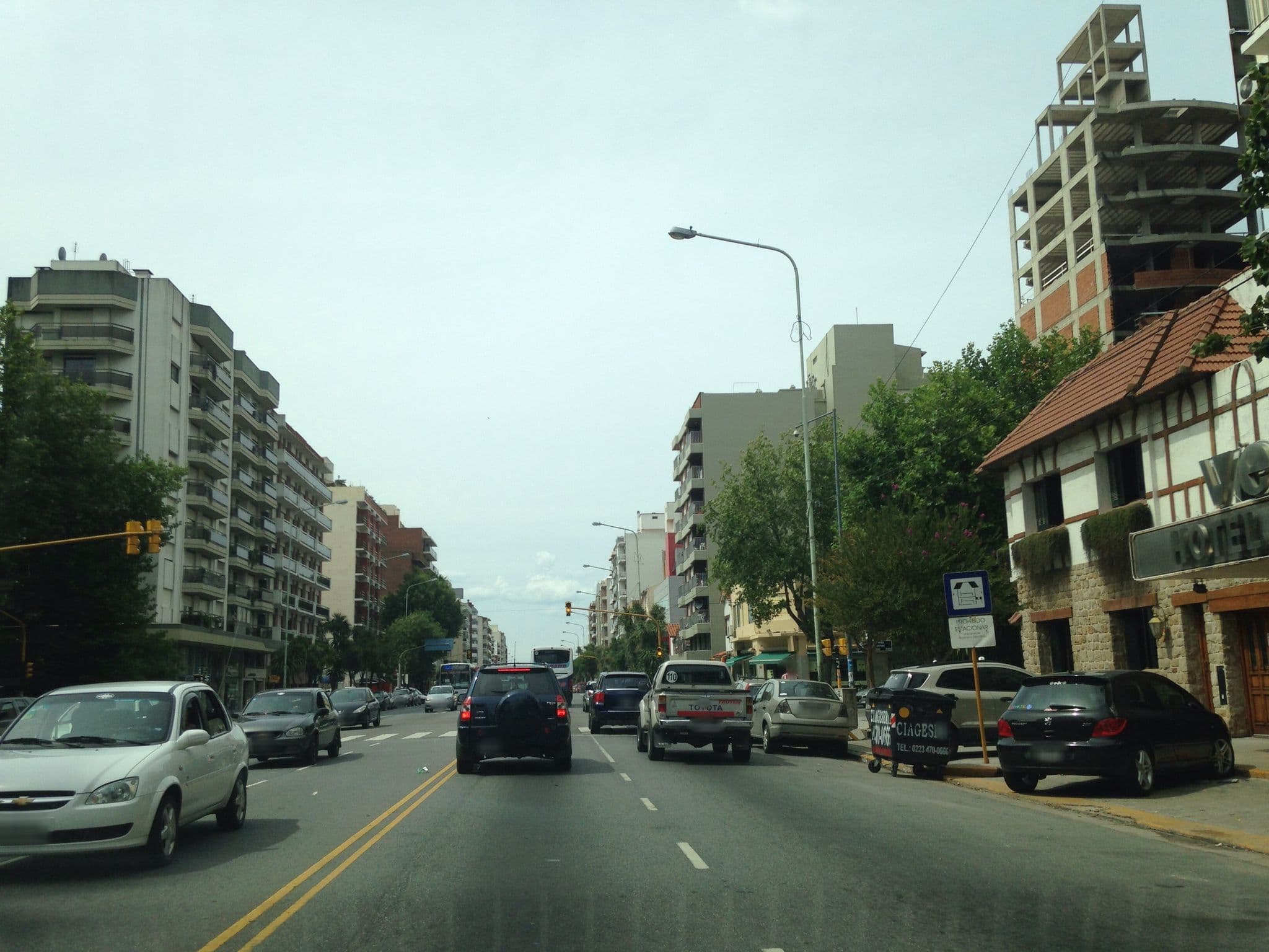 Street view near Hotel Venezia, Mar del Plata — © maryann (CC BY-SA · Mapillary)