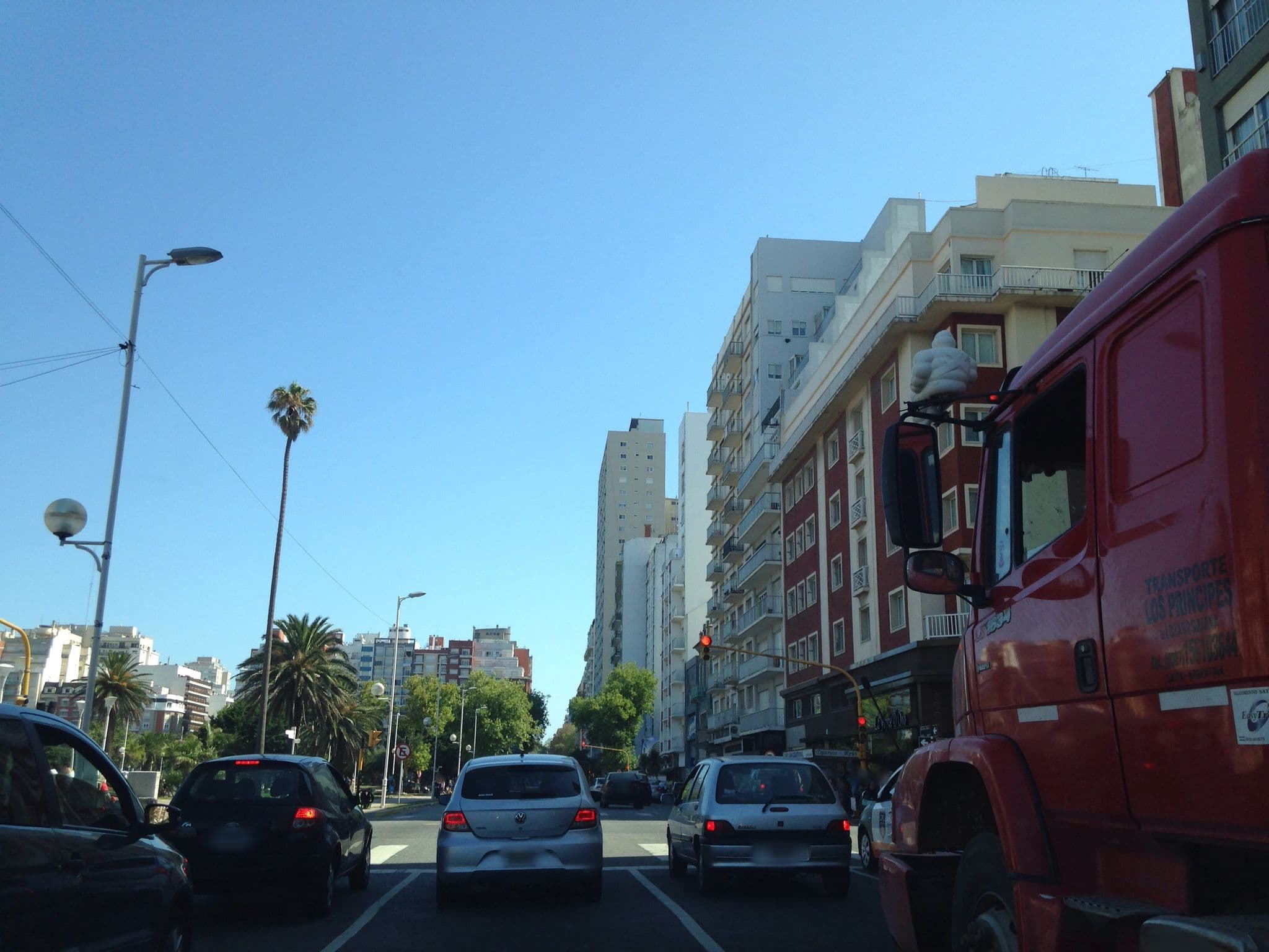 Street view near Hotel Flamingo, Mar del Plata — © maryann (CC BY-SA · Mapillary)