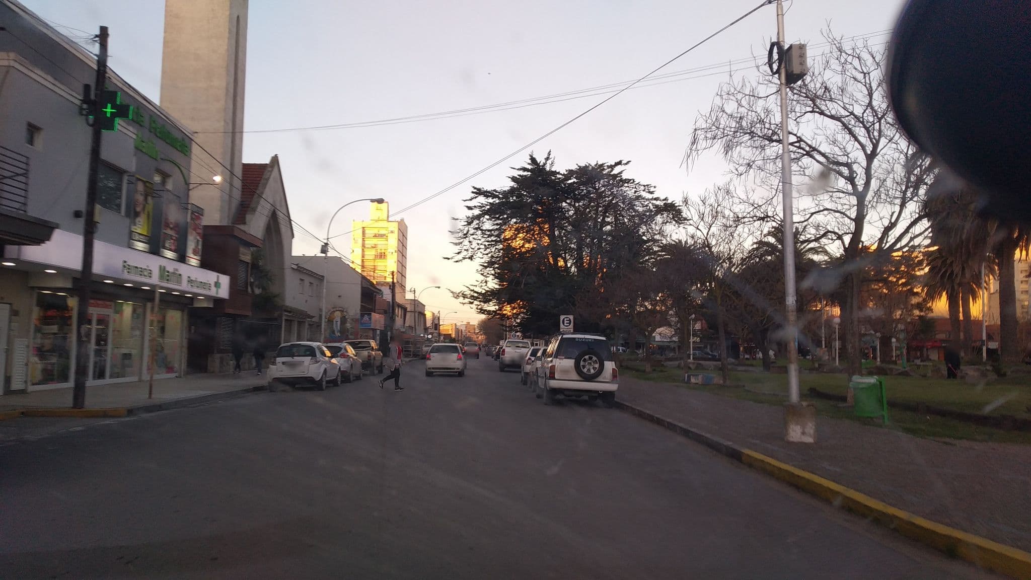 Street view near Hotel San Martín, Necochea — © nicfer (CC BY-SA · Mapillary)