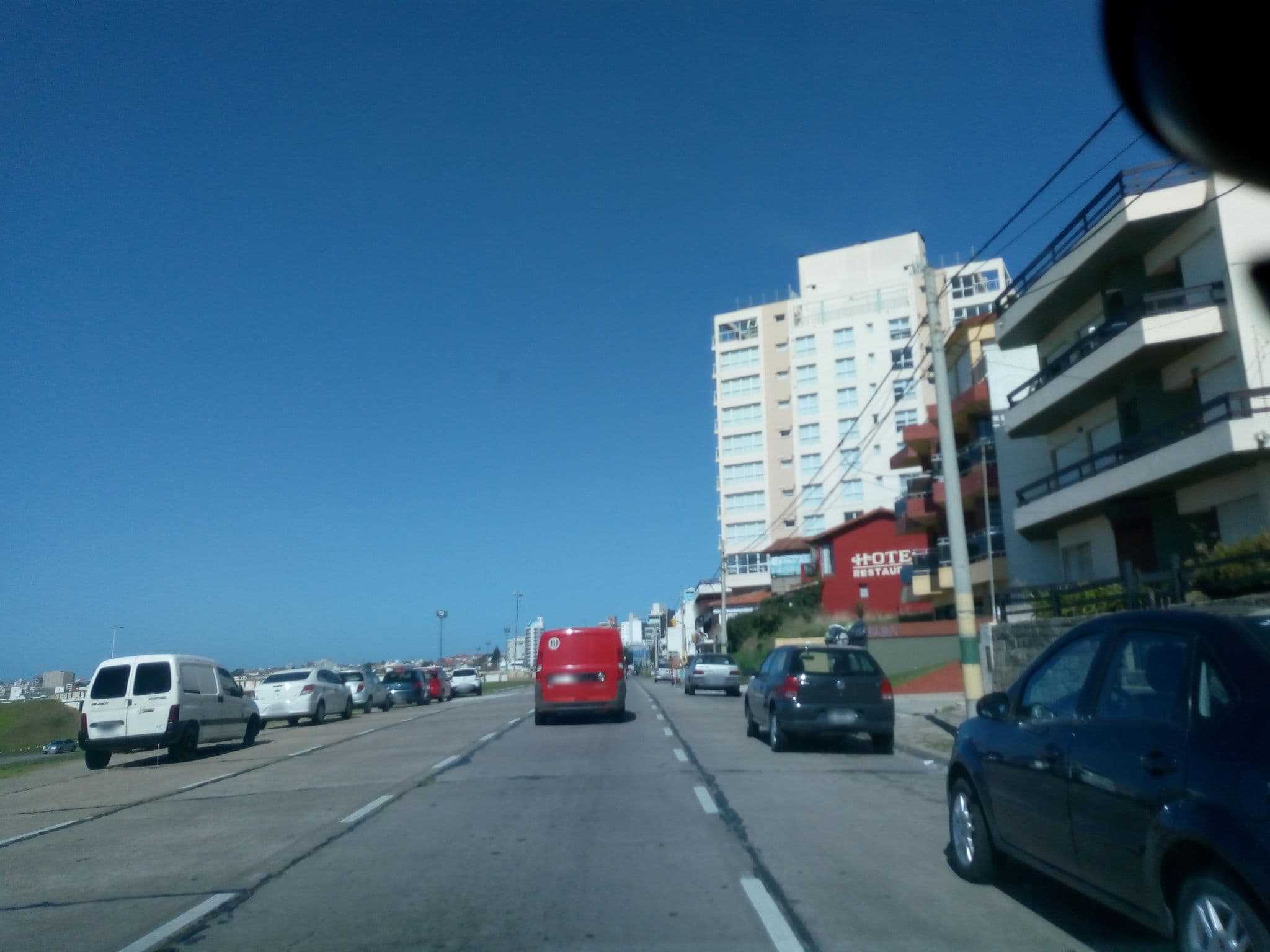 Street view near Hostal Del Sur, Mar del Plata — © nicfer (CC BY-SA · Mapillary)