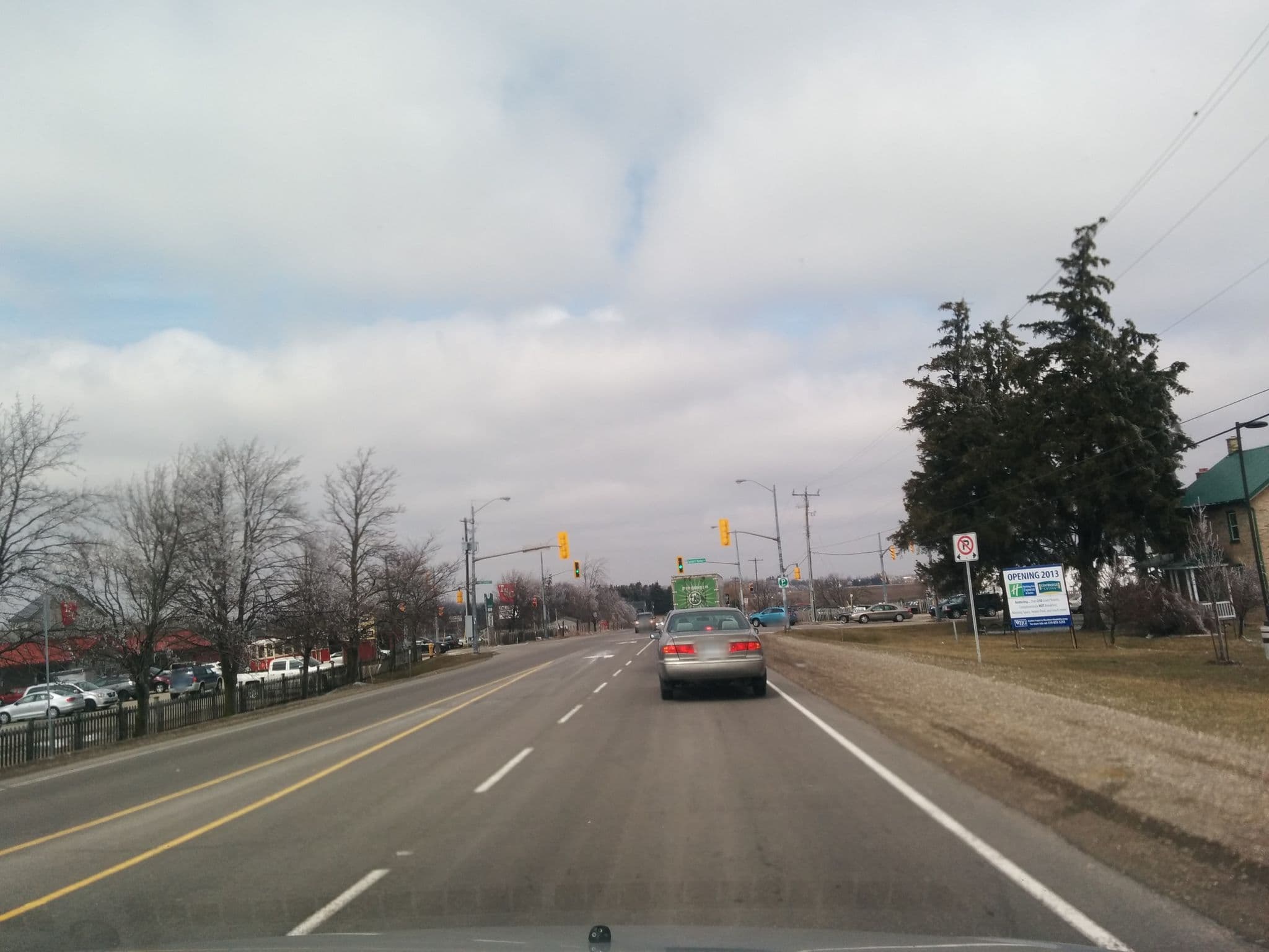 Street view near Staybridge Suites, Lakeshore North-Conservation — © bootprint (CC BY-SA · Mapillary)