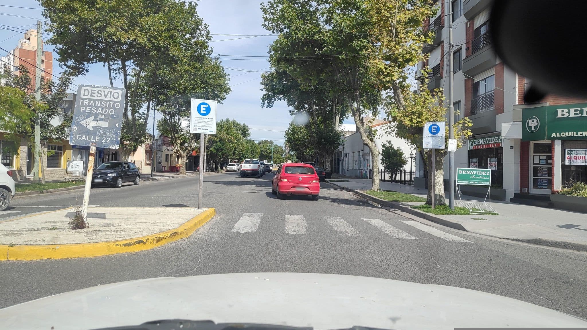 Street view near Hotel Continental, Miramar — © Kaart_Local (CC BY-SA · Mapillary)
