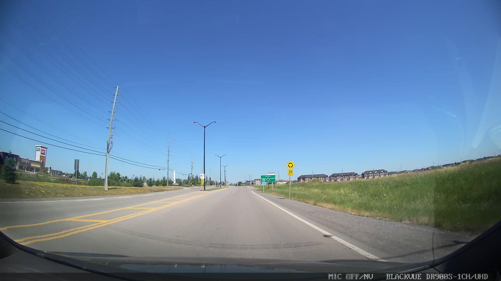 Street view near Microtel Inn & Suites by Wyndham Kanata, Kanata — © mdarwin (CC BY-SA · Mapillary)