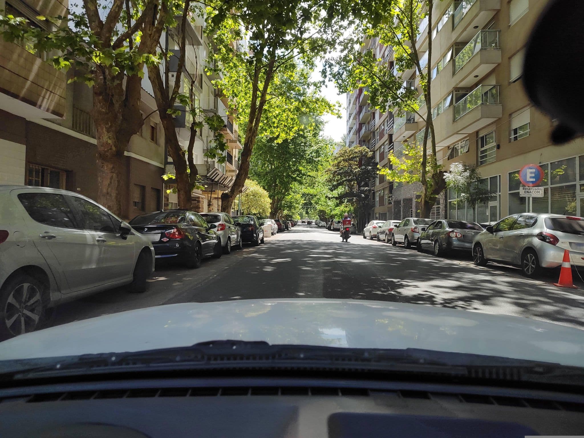 Street view near Hotel Cielo Azul, Mar del Plata — © Kaart_Local (CC BY-SA · Mapillary)