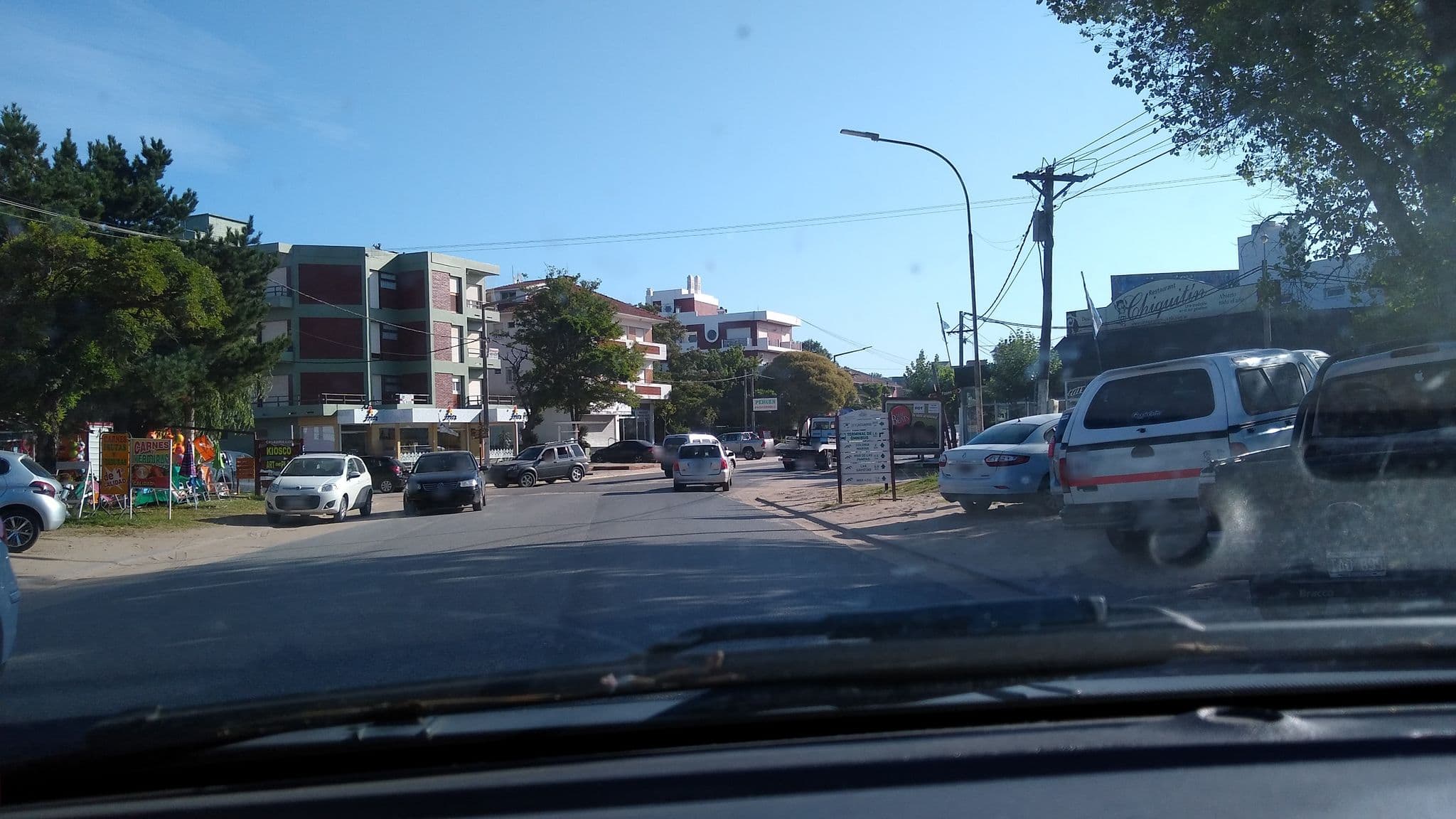 Street view near Hotel Silmar * * *, Villa Gesell — © lggadea (CC BY-SA · Mapillary)