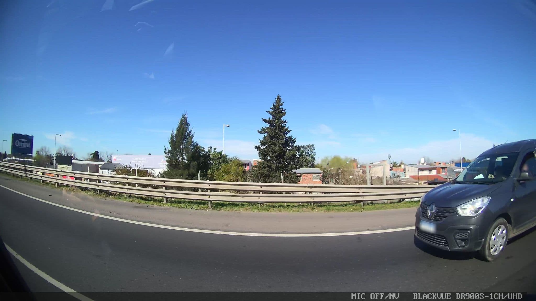 Street view near Summum Hotel, Castelar — © kaart_3 (CC BY-SA · Mapillary)