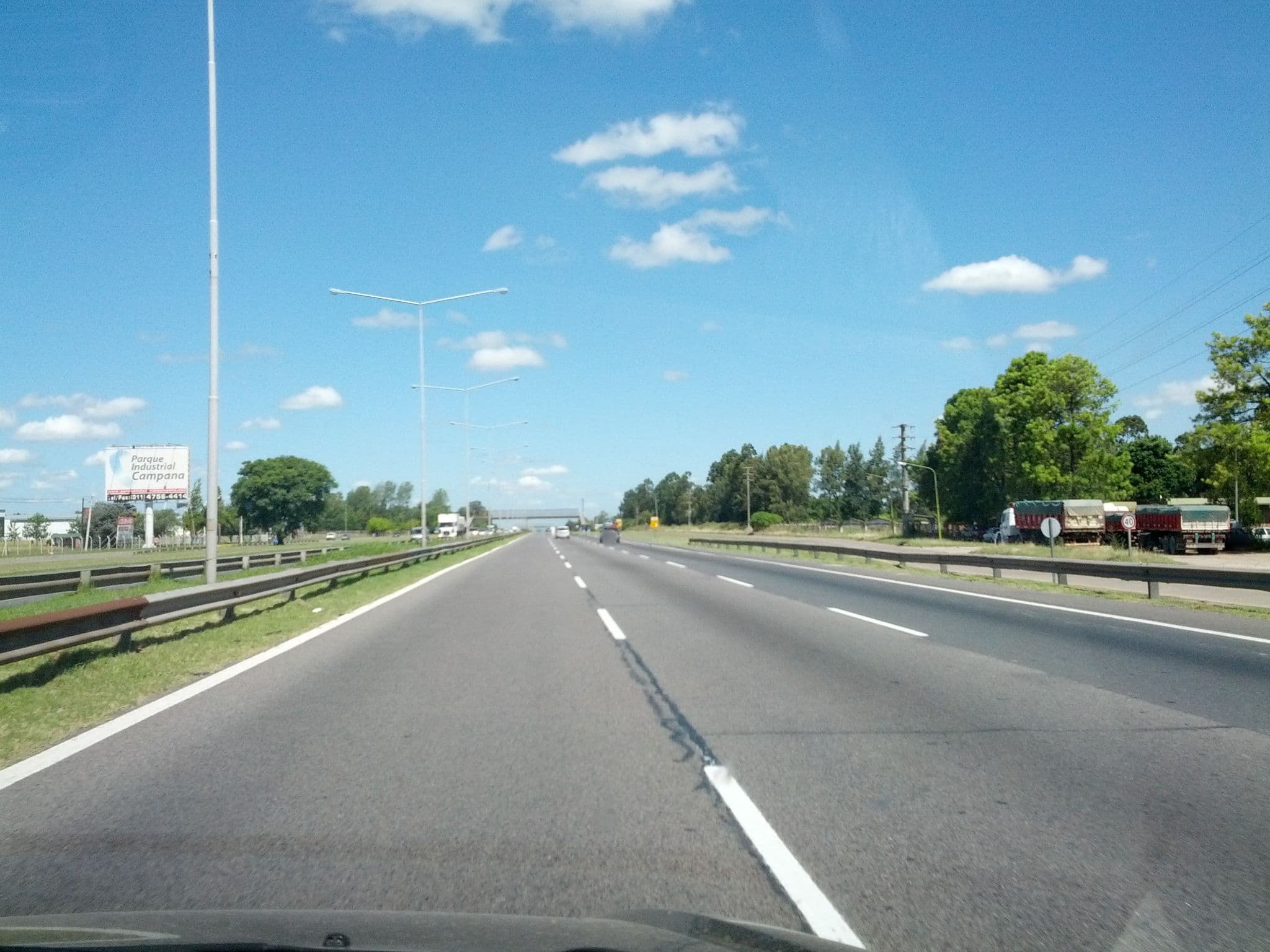 Street view near F. A. T. I. D. A. Hostal Colonial Serrano, Campana — © ignaciolep (CC BY-SA · Mapillary)