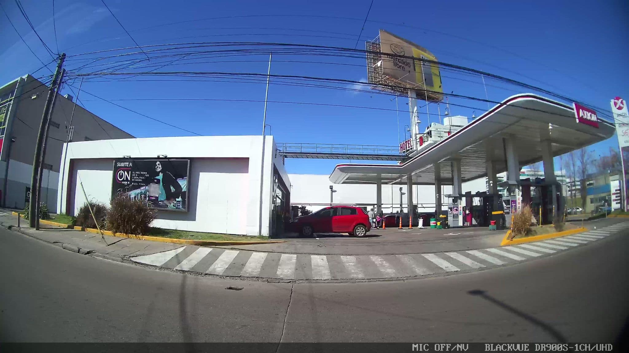 Street view near Norte Hotel, San Isidro — © kaart_1 (CC BY-SA · Mapillary)