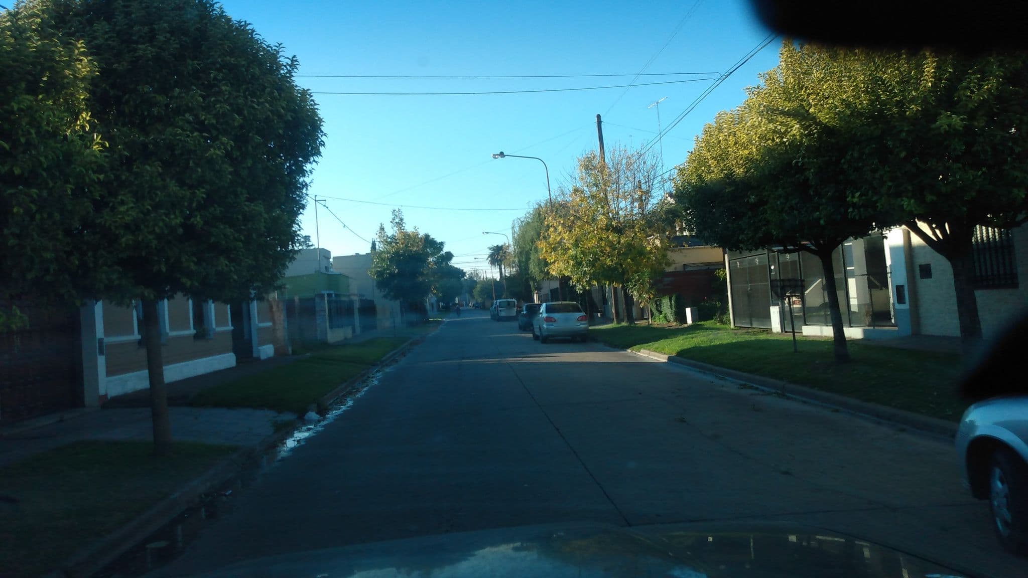 Street view near Pino Hotel (telo), Luján — © andresduhour (CC BY-SA · Mapillary)