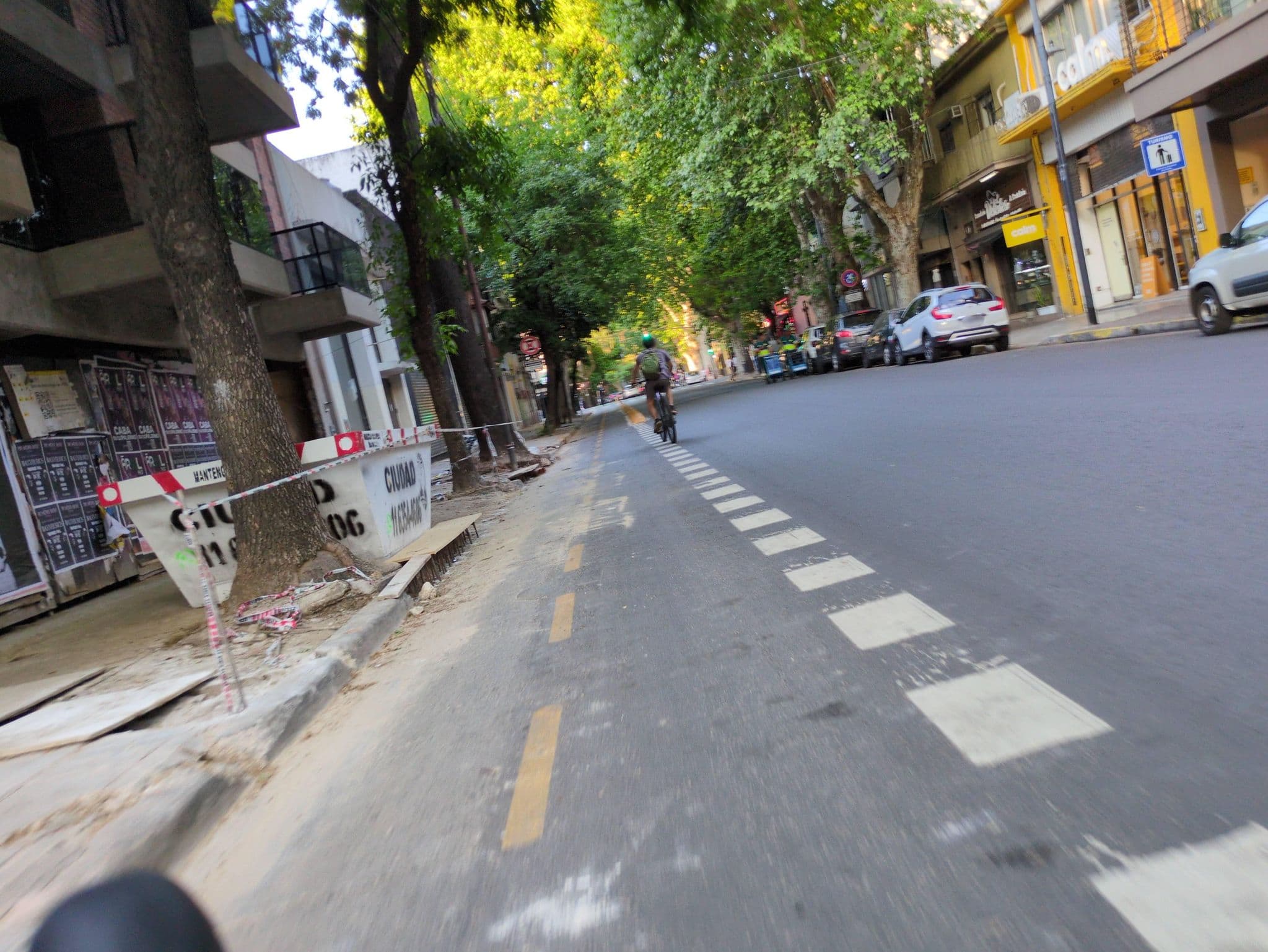 Street view near The Glu Hotel - Palermo Soho, Colegiales — © chonfa (CC BY-SA · Mapillary)