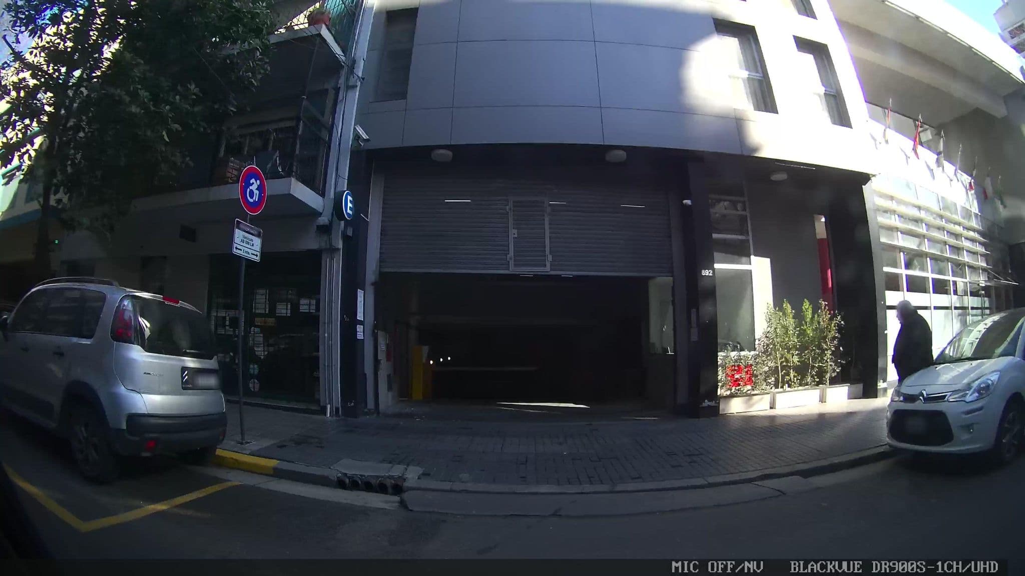 Street view near Hotel Masliah, Balvanera — © kaart_3 (CC BY-SA · Mapillary)