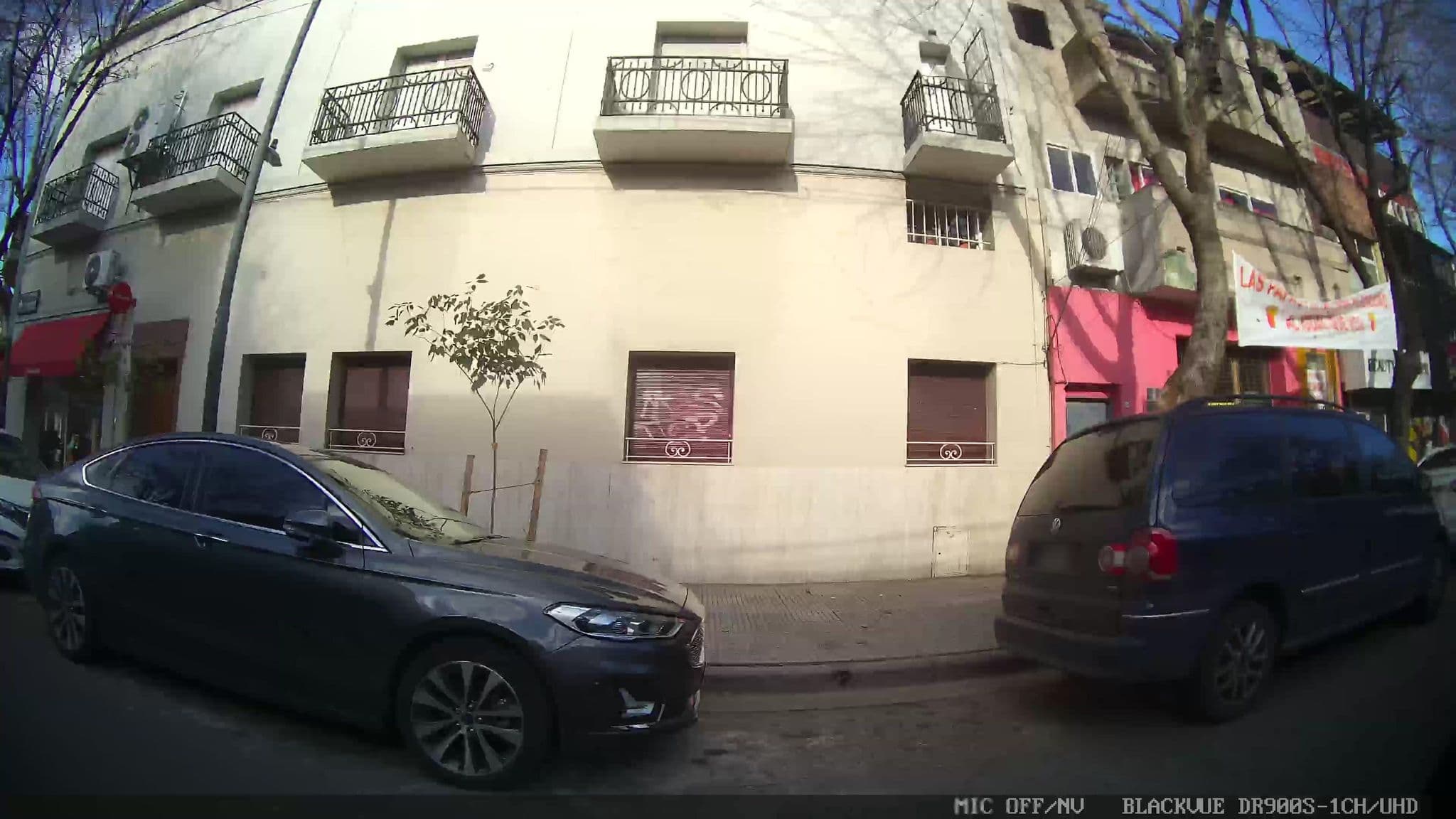 Street view near Caravan BA, Colegiales — © kaart_1 (CC BY-SA · Mapillary)