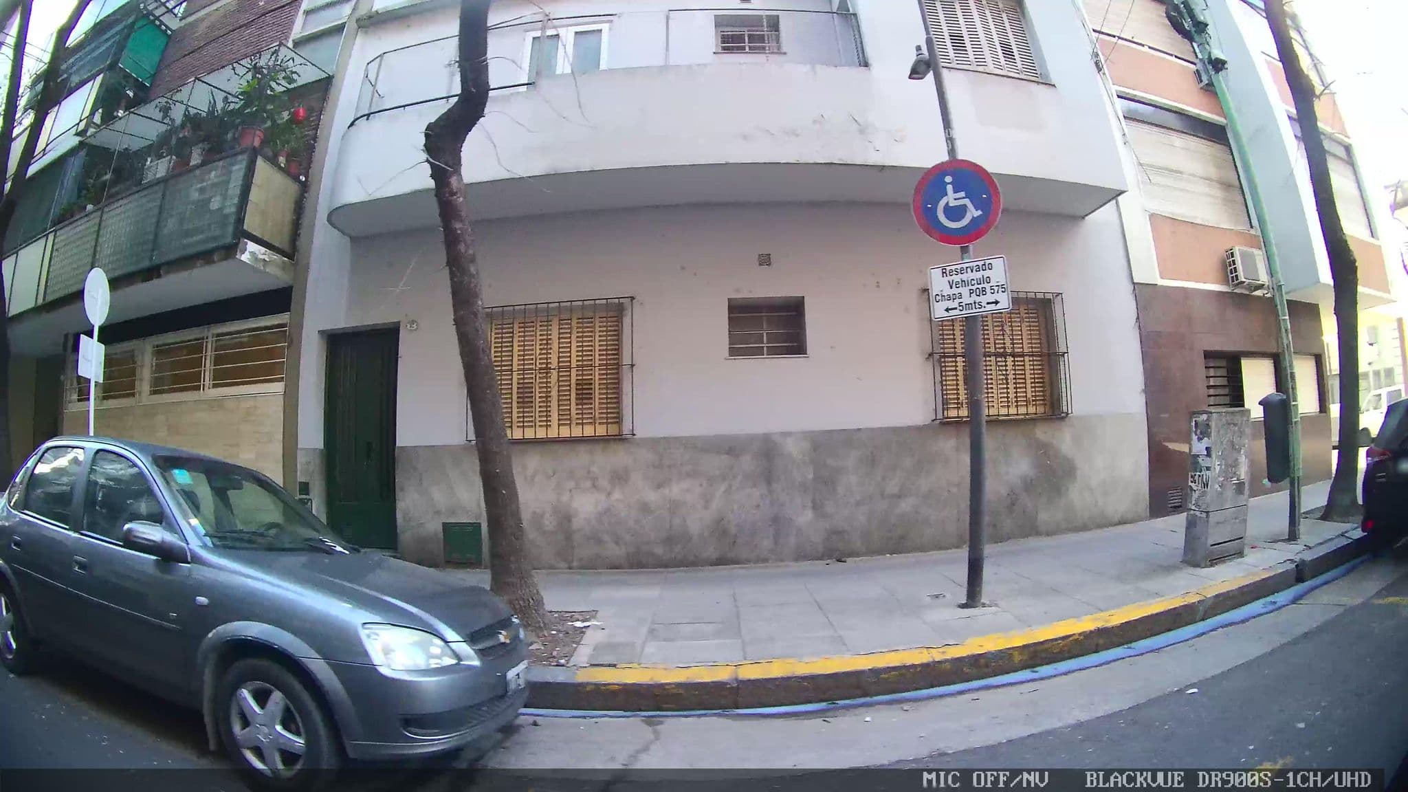 Street view near Yerbal S.R.L., Boedo — © kaart_1 (CC BY-SA · Mapillary)