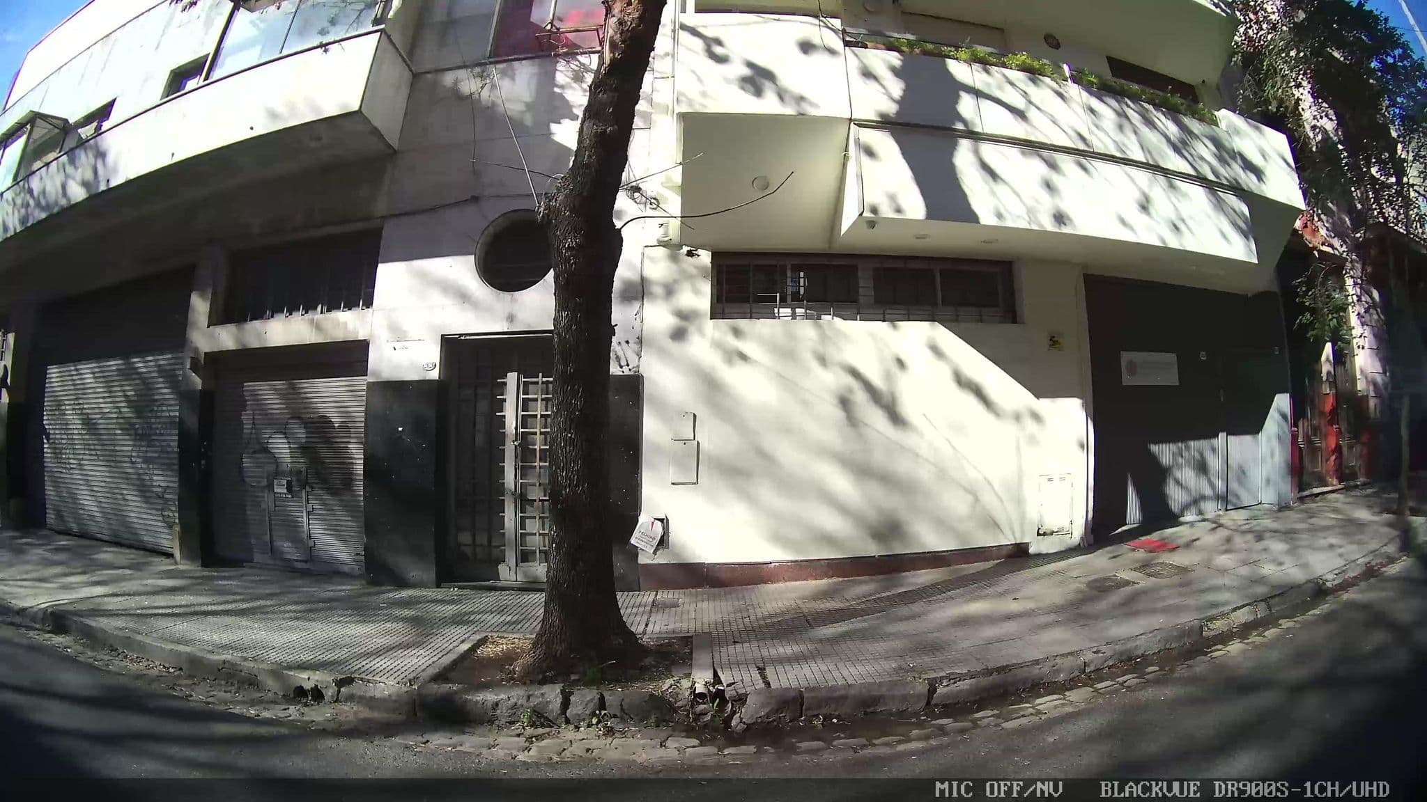 Street view near La Casa del Girasol Residencia Universitaria, Balvanera — © kaart_1 (CC BY-SA · Mapillary)