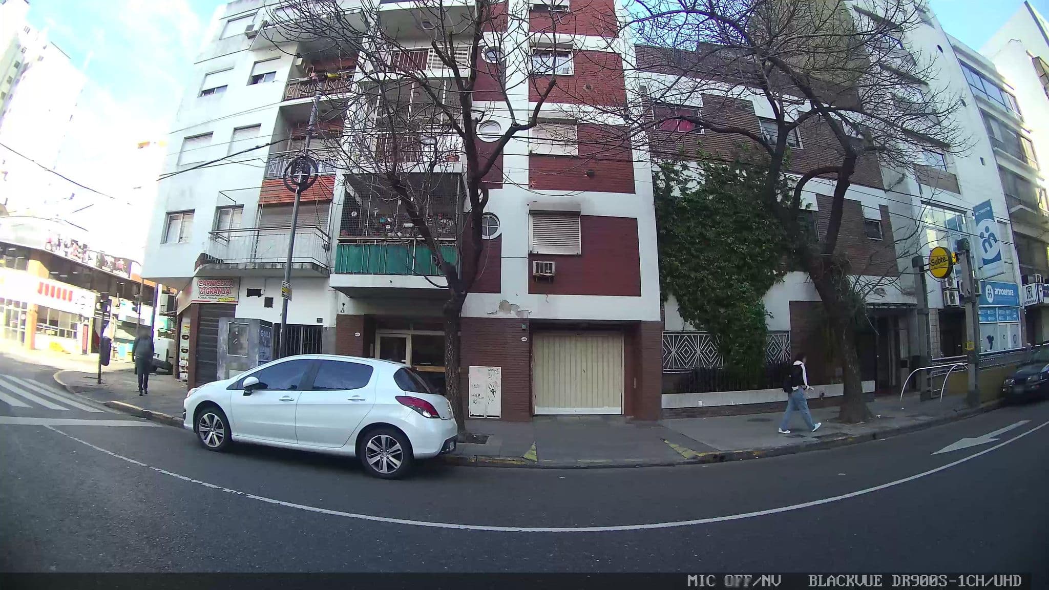 Street view near Hotel   A.mu.do.ch, Balvanera — © kaart_3 (CC BY-SA · Mapillary)