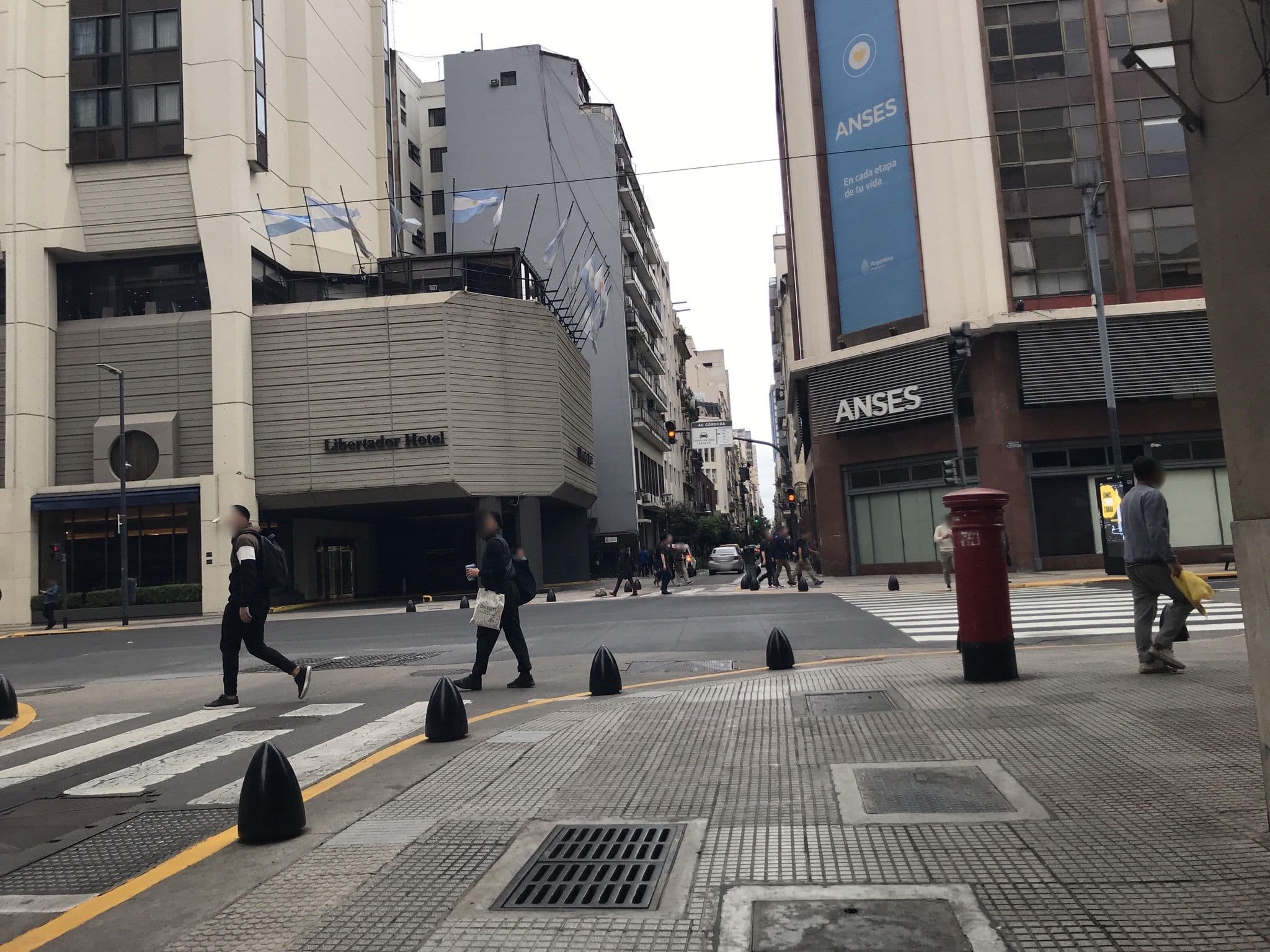 Street view near Swimming Pool, Buenos Aires — © miguel_andrade (CC BY-SA · Mapillary)