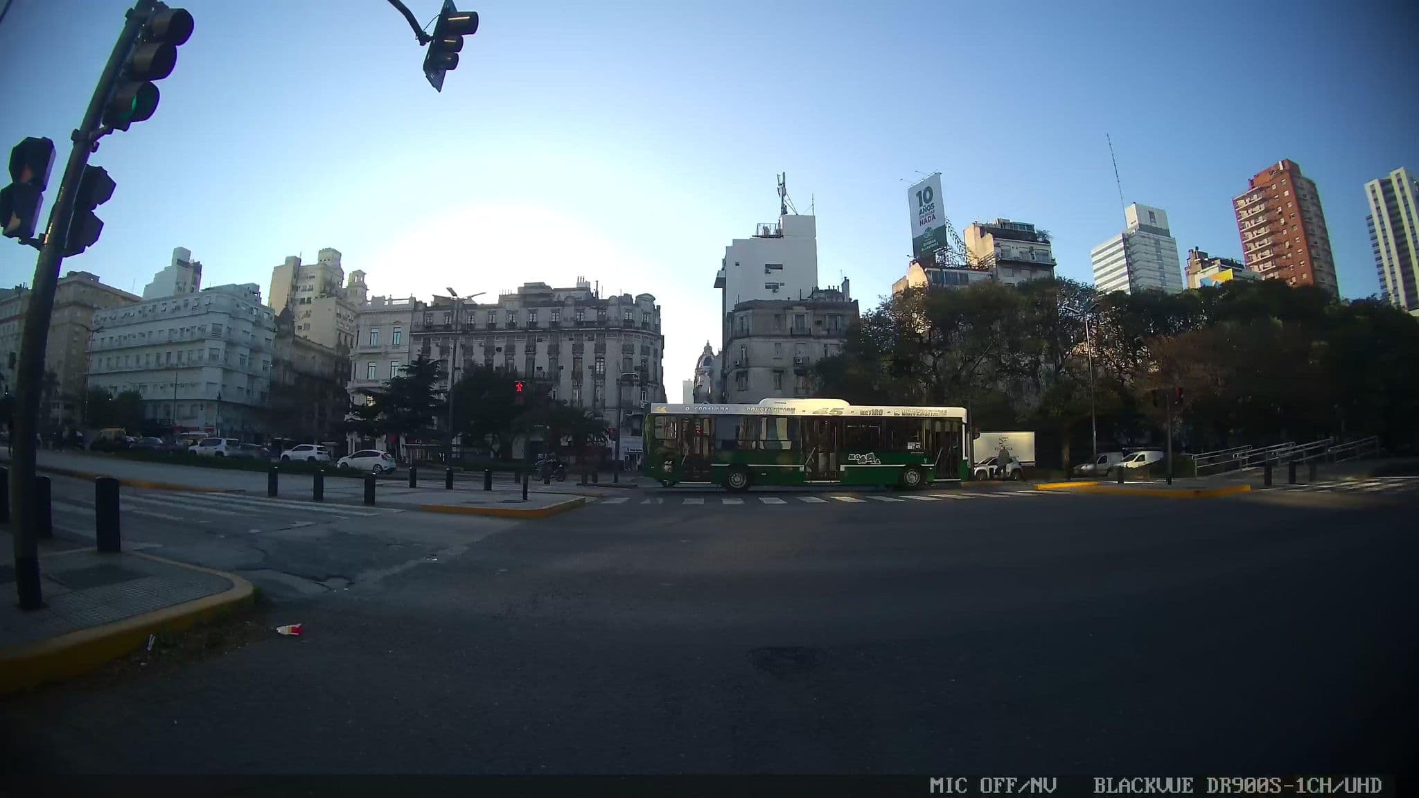 Street view near Hotel Apart Acara, Buenos Aires — © kaart_1 (CC BY-SA · Mapillary)