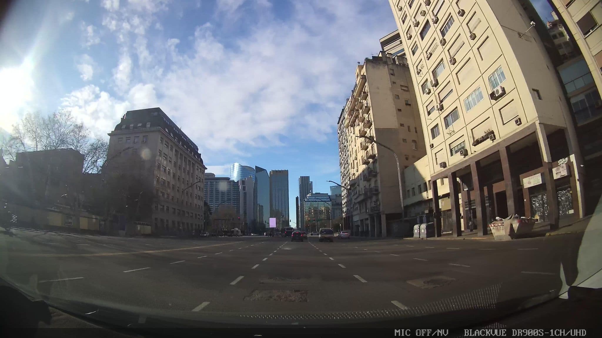 Street view near Hotel Central, Retiro — © kaartcam (CC BY-SA · Mapillary)