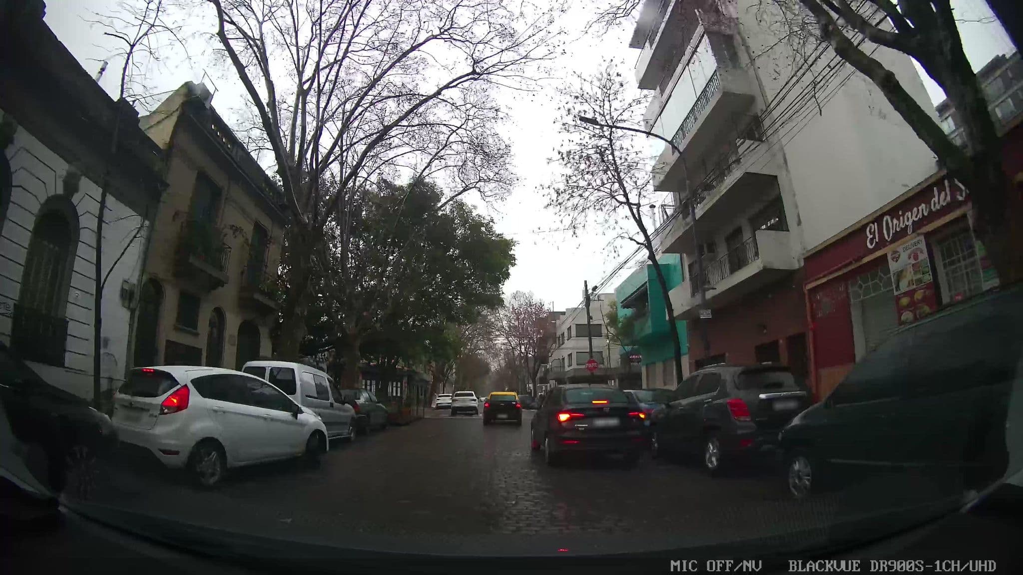 Street view near Hotel Bonpland, Colegiales — © kaartcam (CC BY-SA · Mapillary)
