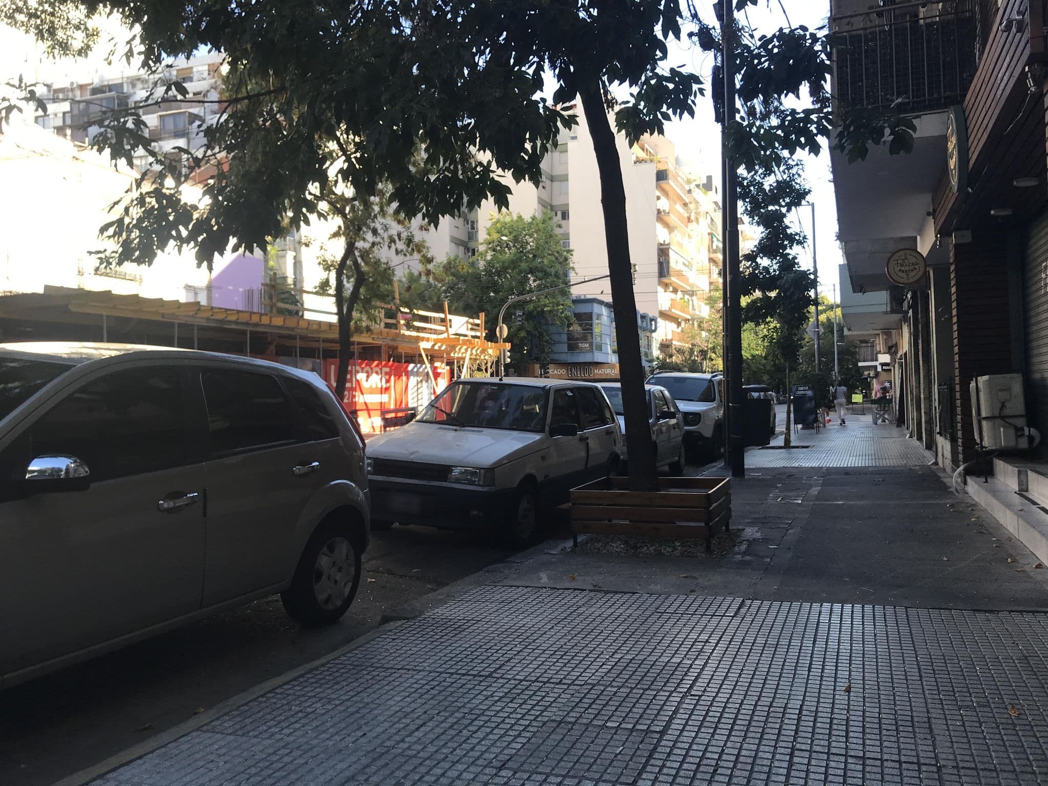 Street view near Master Hostel, Colegiales — © miguel_andrade (CC BY-SA · Mapillary)
