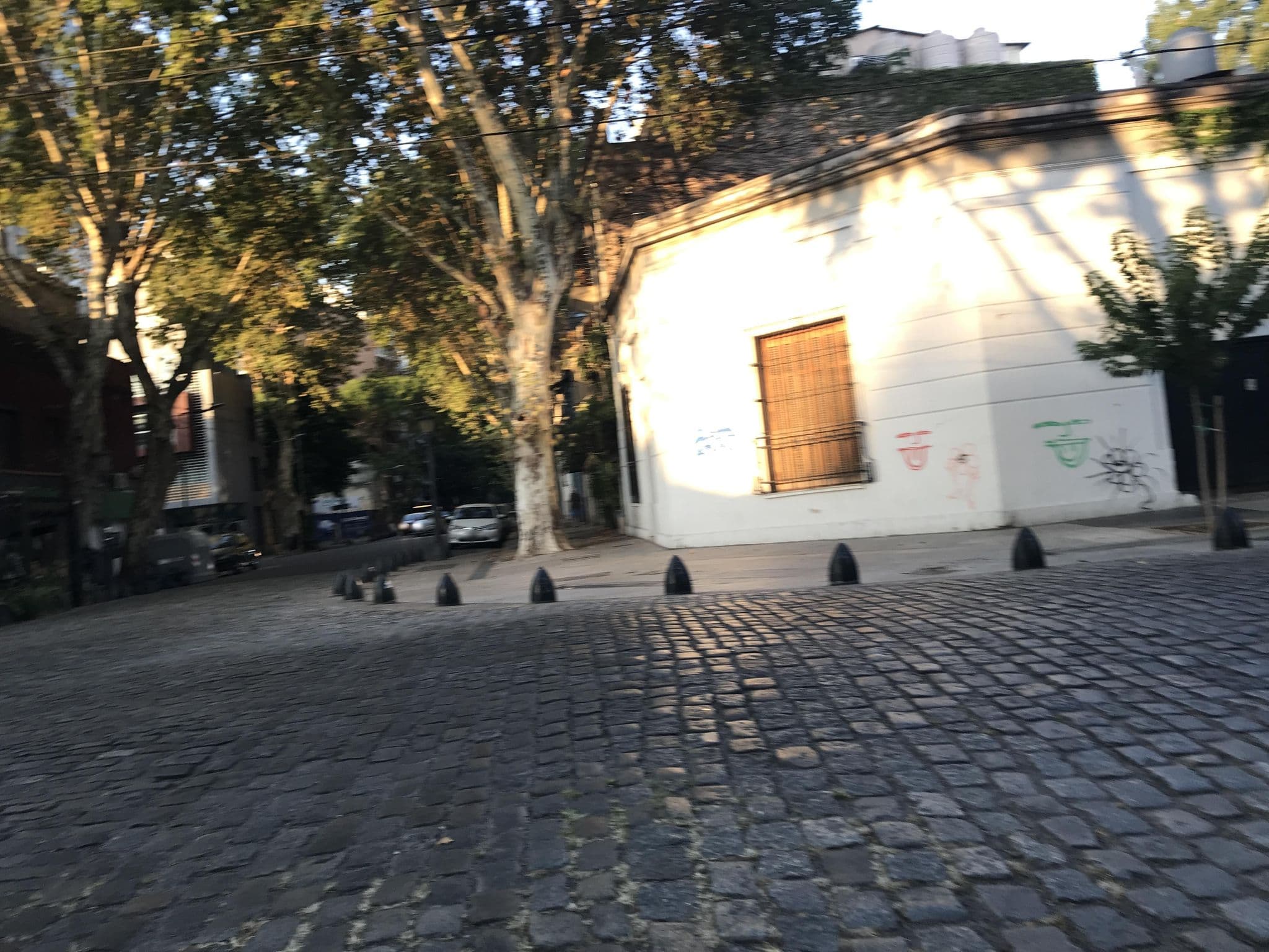Street view near Tango Lodge, Colegiales — © miguel_andrade (CC BY-SA · Mapillary)