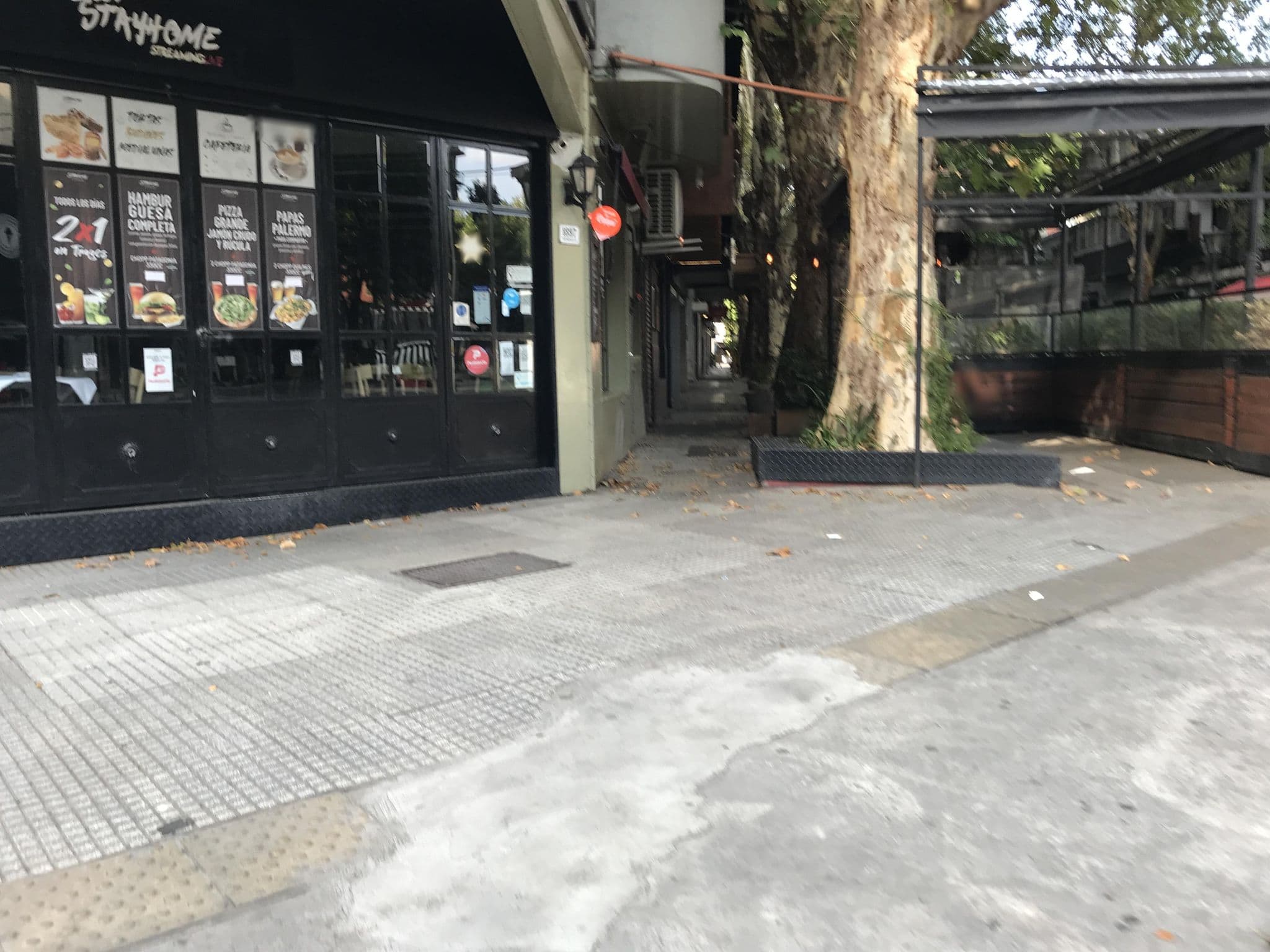 Street view near Hotel Clásico, Colegiales — © miguel_andrade (CC BY-SA · Mapillary)