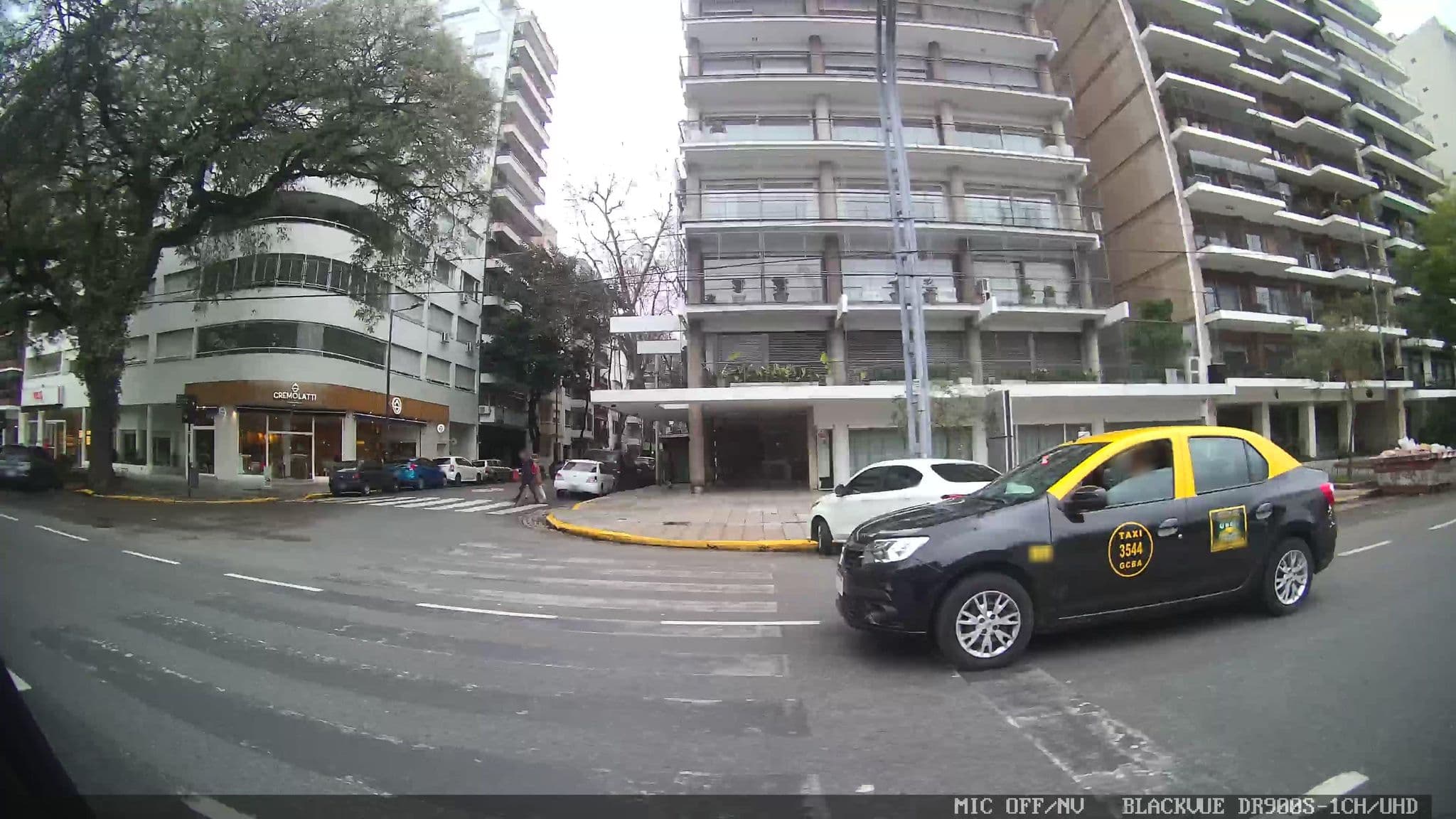 Street view near Awwa Suites & Spa, Retiro — © kaart_3 (CC BY-SA · Mapillary)