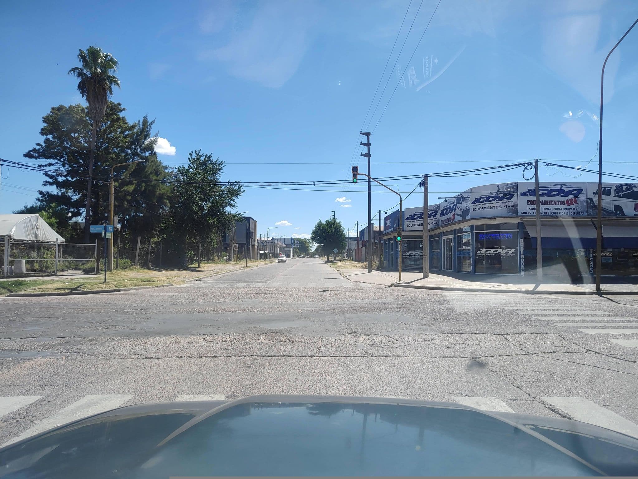Street view near Tu Lugar En Un Lugar, Gualeguaychú — © andresduhour (CC BY-SA · Mapillary)