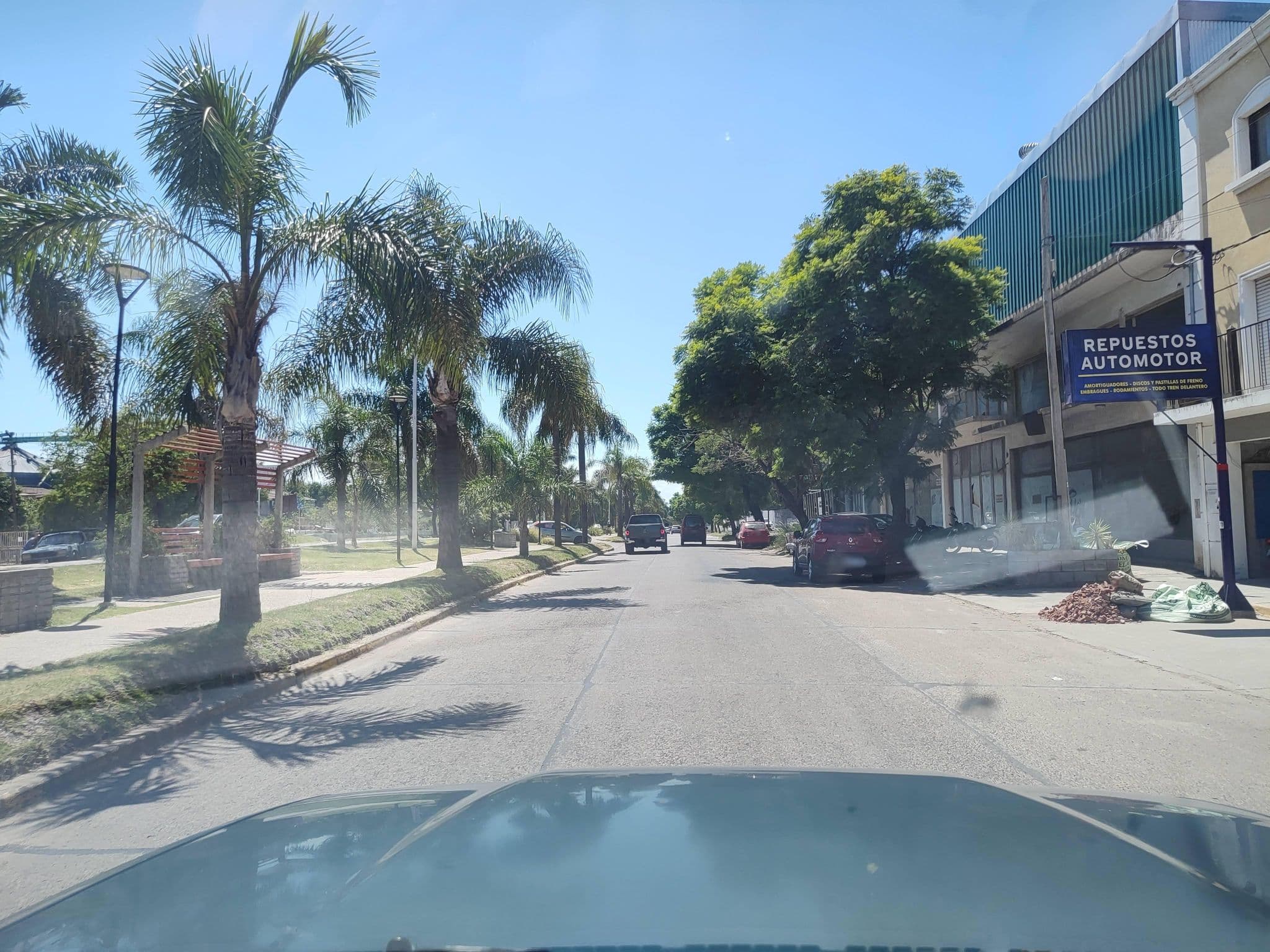 Street view near Virrey Hotel, Concepción del Uruguay — © andresduhour (CC BY-SA · Mapillary)