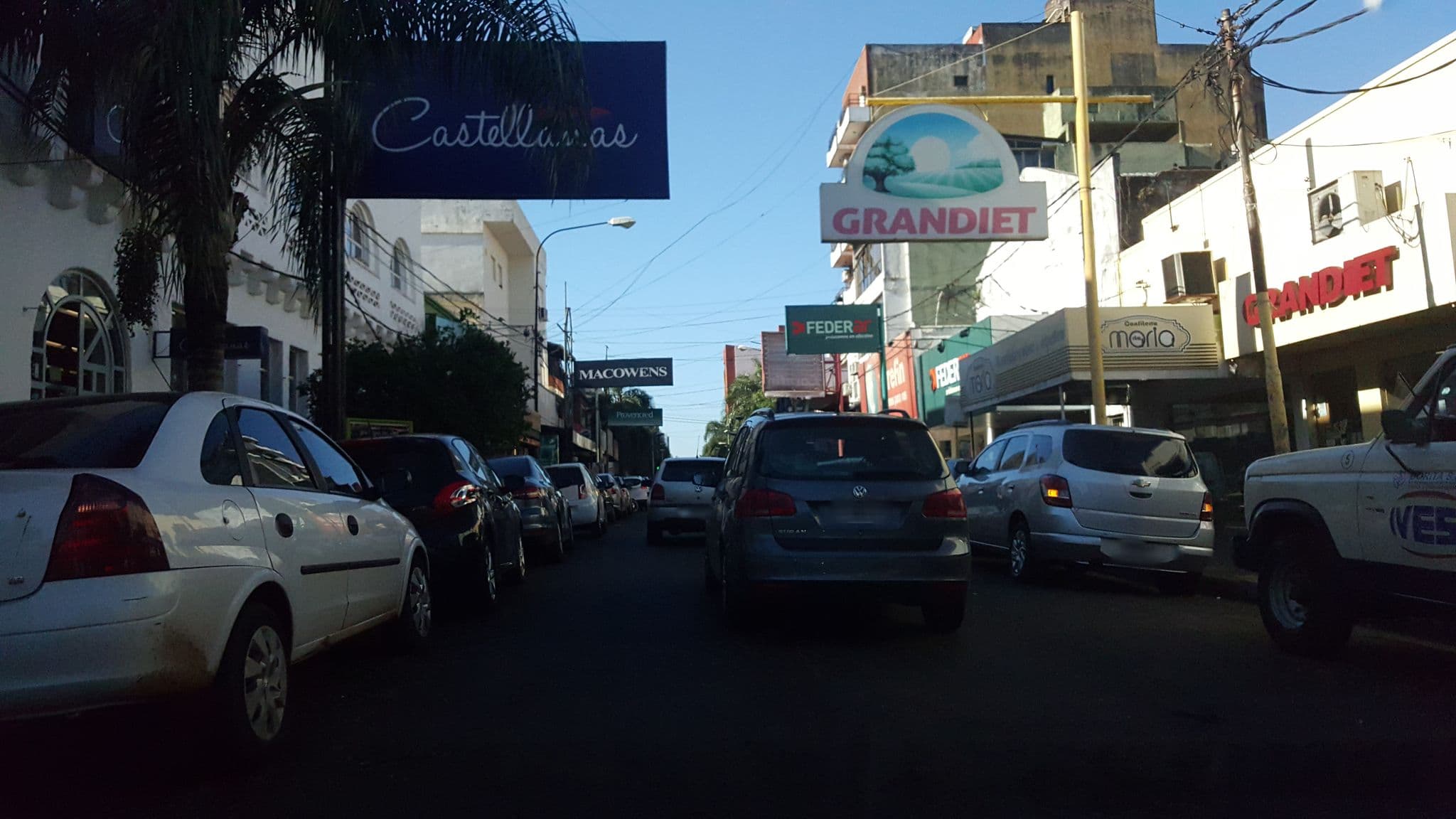 Street view near Jardin de Iguazu, Posadas — © diegokrein (CC BY-SA · Mapillary)