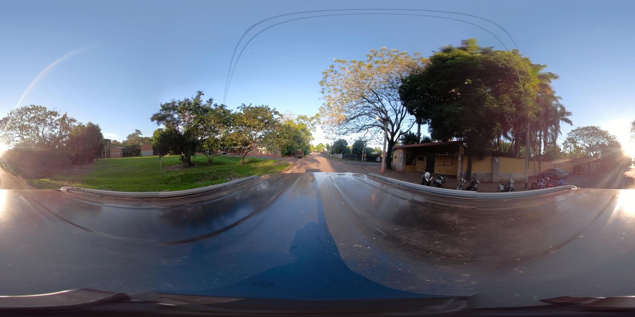 Street view near Bungalow Hostel, Puerto Iguazú — © coralfm (CC BY-SA · Mapillary)