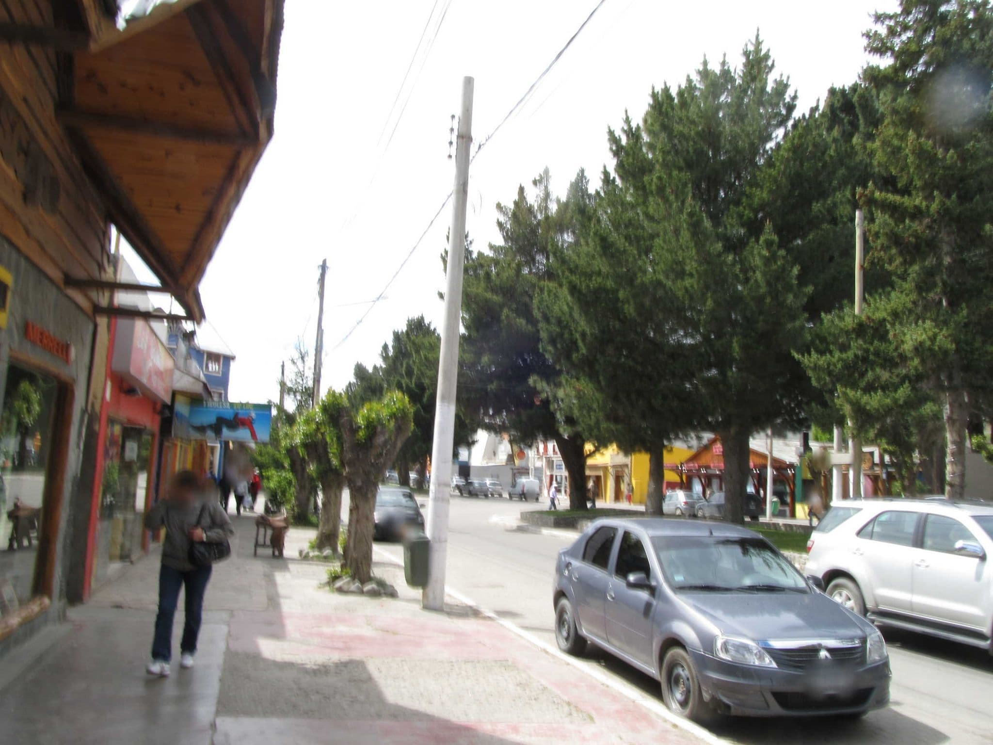 Street view near Apart Hotel Libertador El Calafate, El Calafate — © sk53 (CC BY-SA · Mapillary)