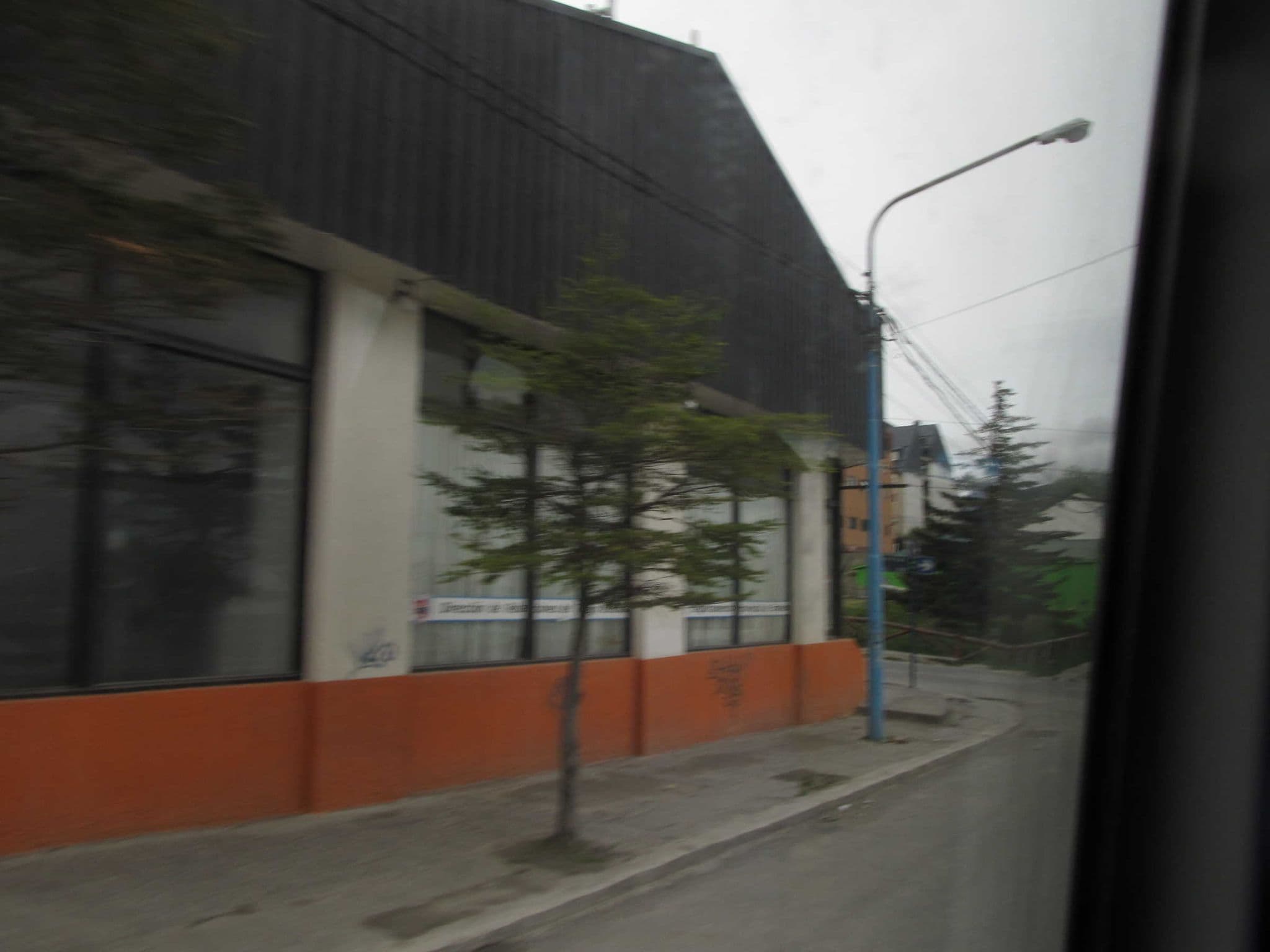 Street view near Hotel Bahía Serena, Ushuaia — © sk53 (CC BY-SA · Mapillary)
