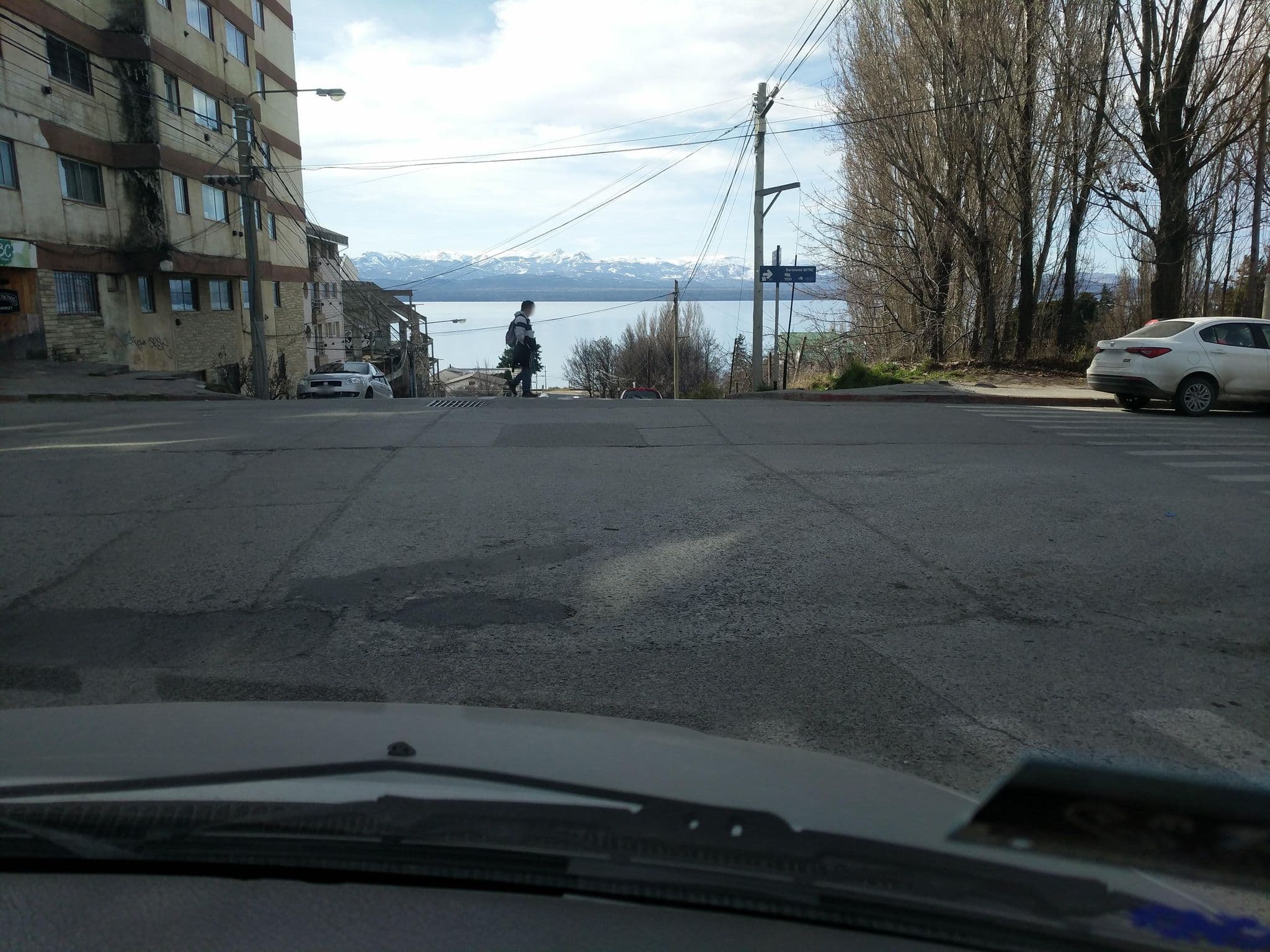 Street view near Hotel Monte Cervino, San Carlos de Bariloche — © zentown (CC BY-SA · Mapillary)