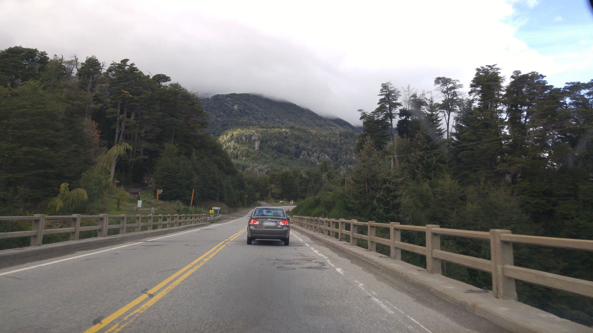 Street view near Hostería Portal de Piedra, Villa La Angostura — © ignaciolep (CC BY-SA · Mapillary)