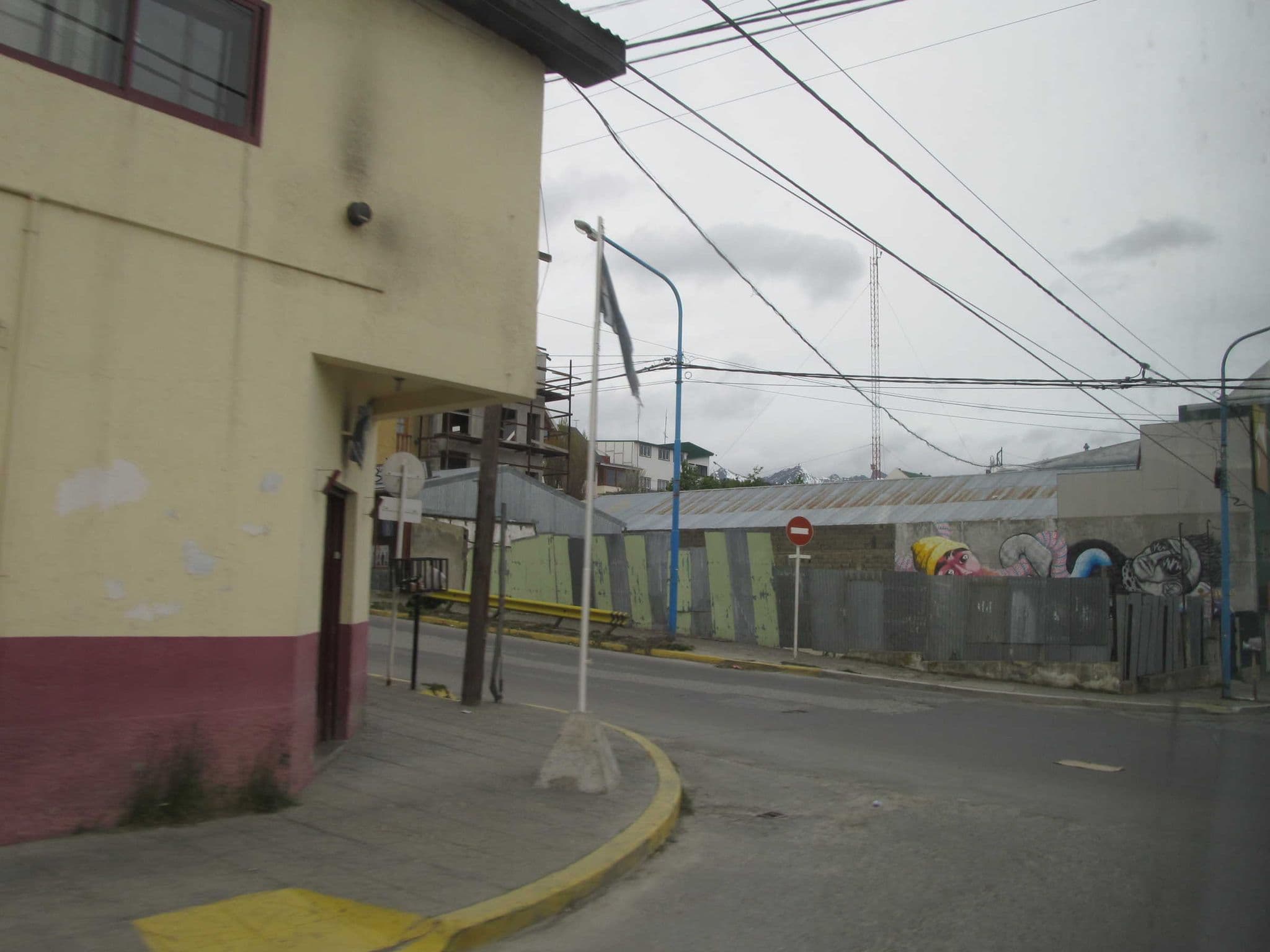Street view near Hosteria Mustapic, Ushuaia — © sk53 (CC BY-SA · Mapillary)