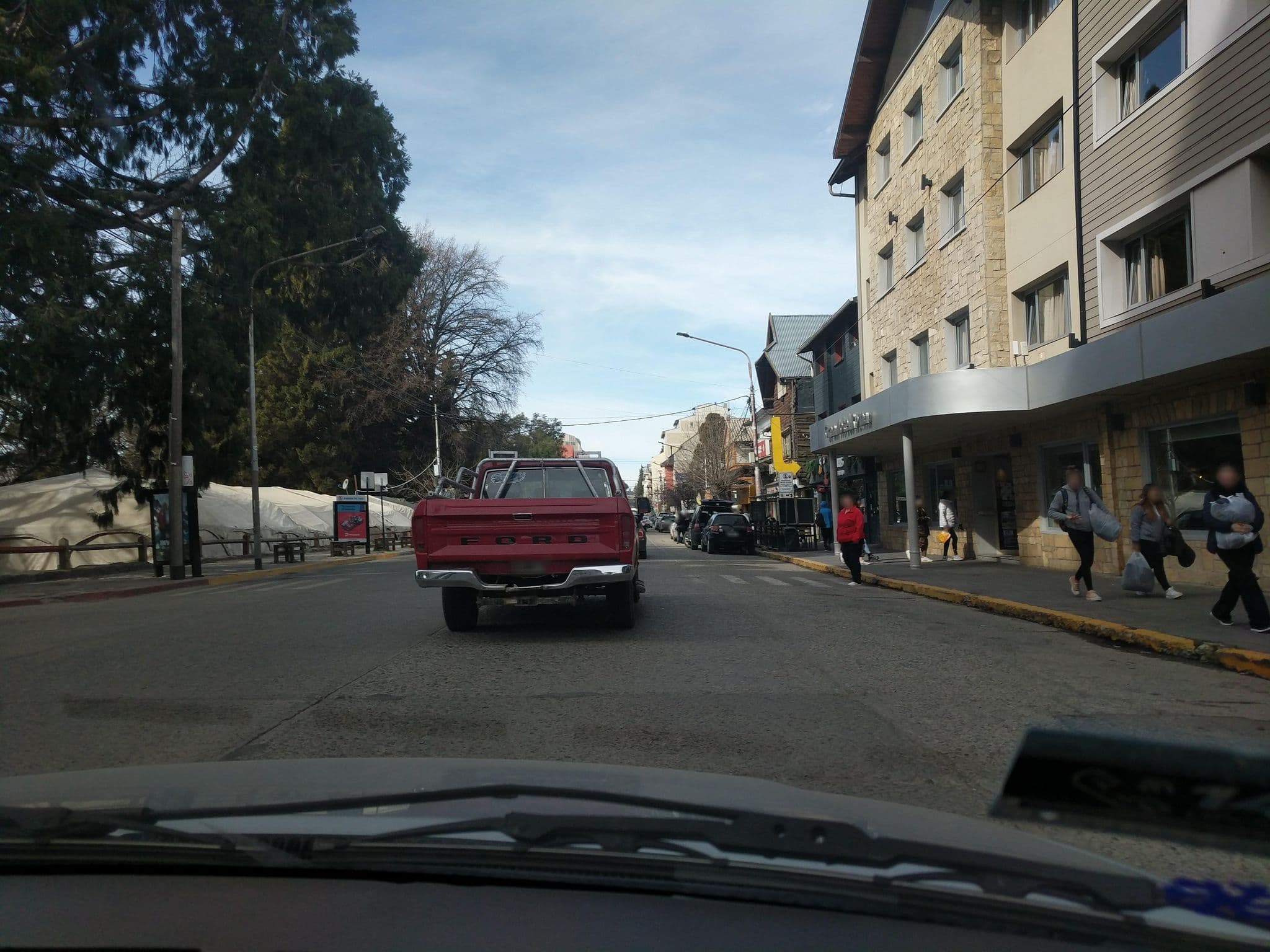 Street view near Roma, San Carlos de Bariloche — © zentown (CC BY-SA · Mapillary)