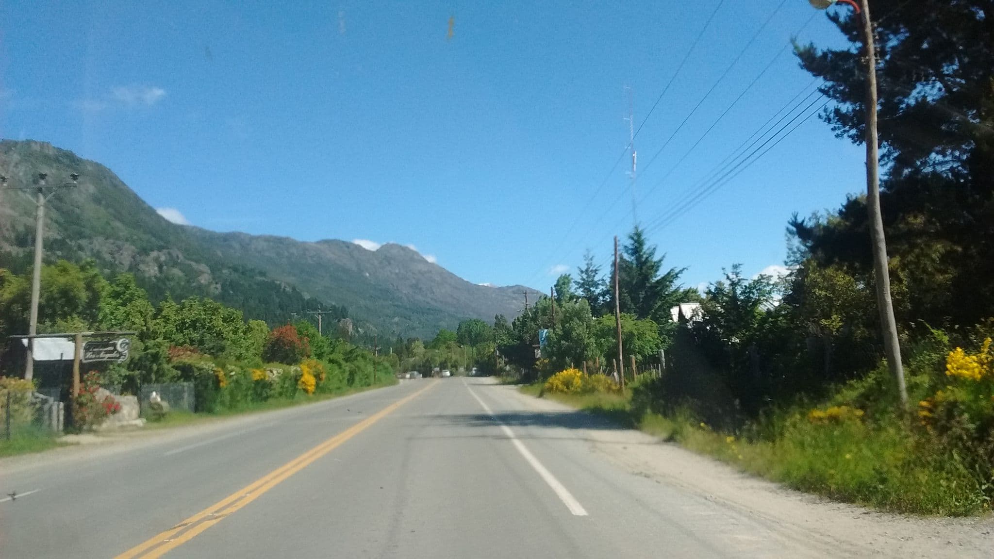 Street view near Sol de los Andes, Lago Puelo — © mweper (CC BY-SA · Mapillary)