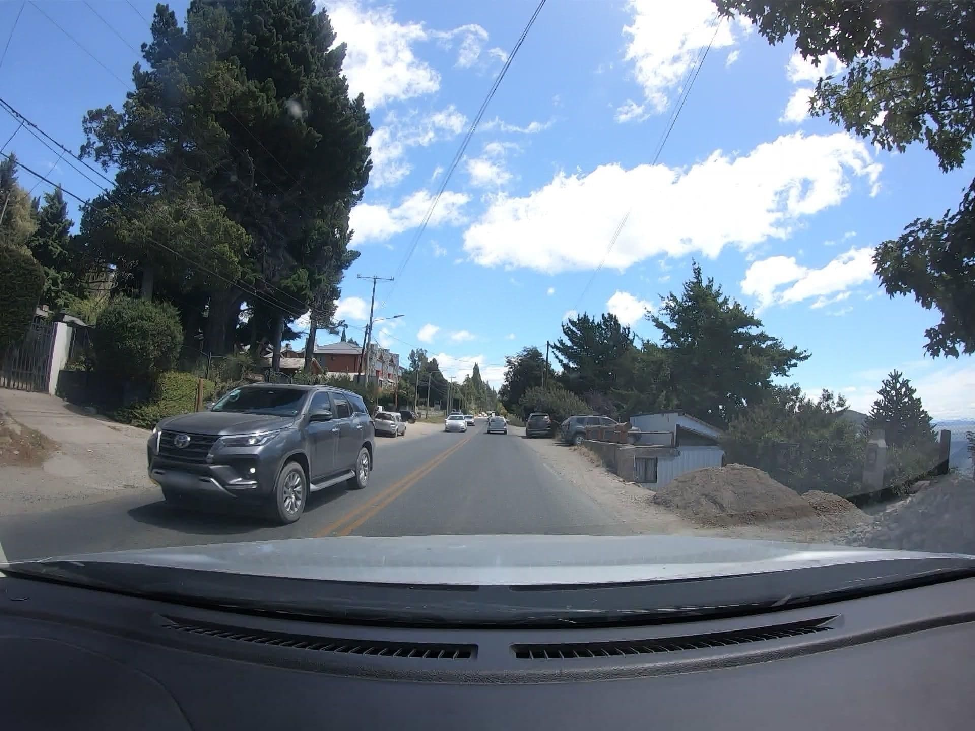 Street view near Nido del Condor Resort & Spa, San Carlos de Bariloche — © martinvilu (CC BY-SA · Mapillary)