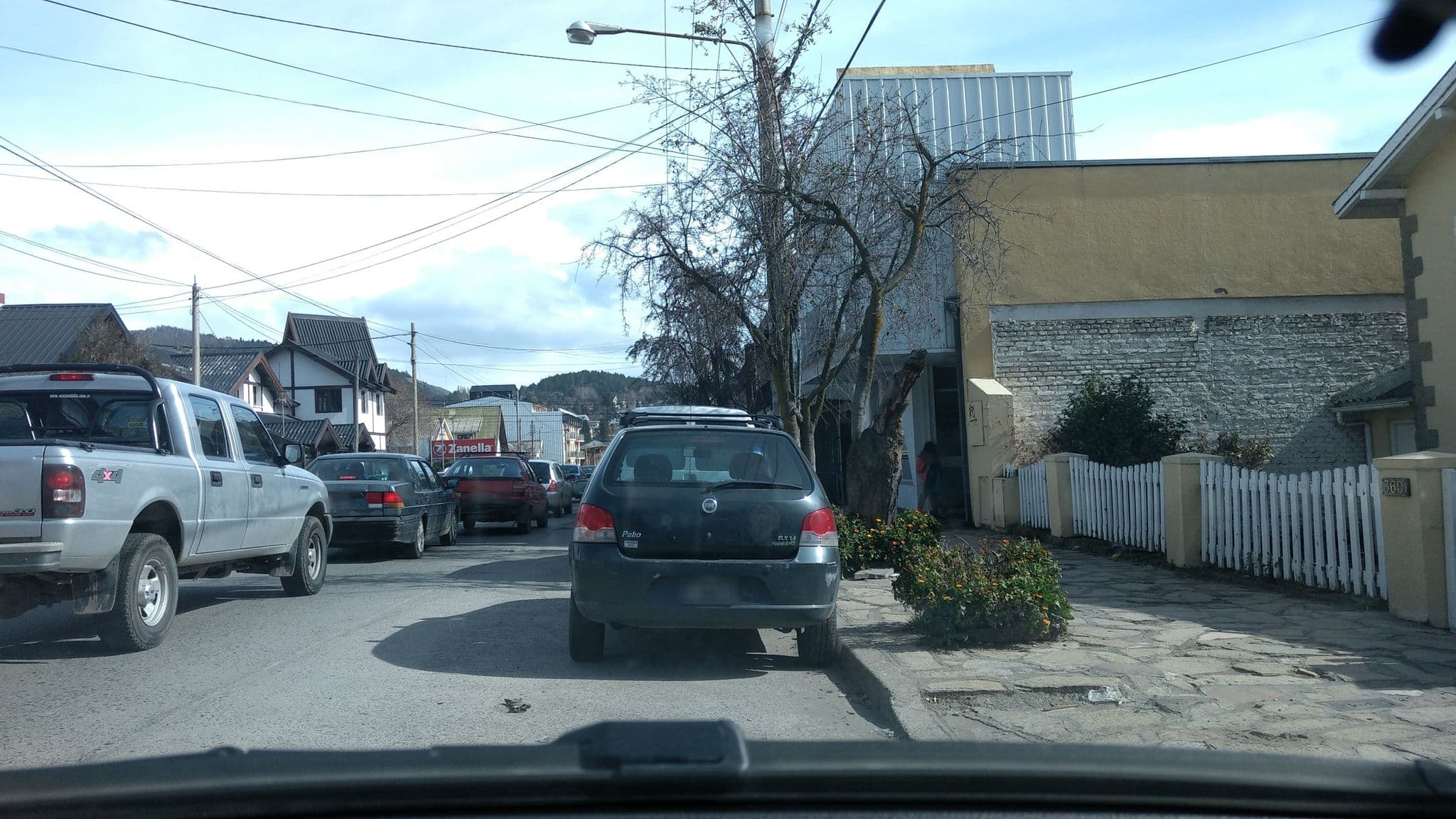 Street view near Antiguo Solar, San Carlos de Bariloche — © martinvilu (CC BY-SA · Mapillary)