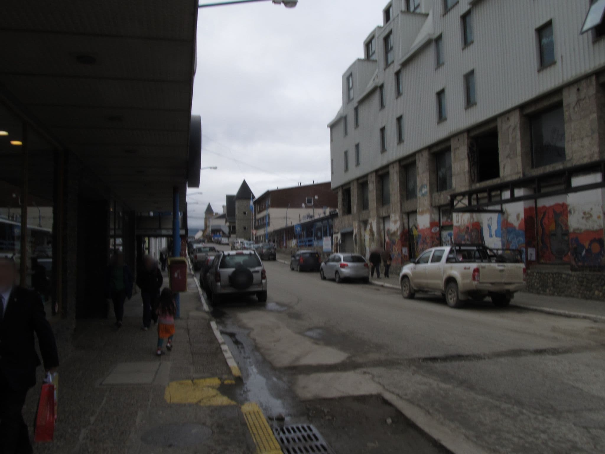 Street view near Lobby at the Hotel Canal Beagle Ushuaia, Ushuaia — © sk53 (CC BY-SA · Mapillary)