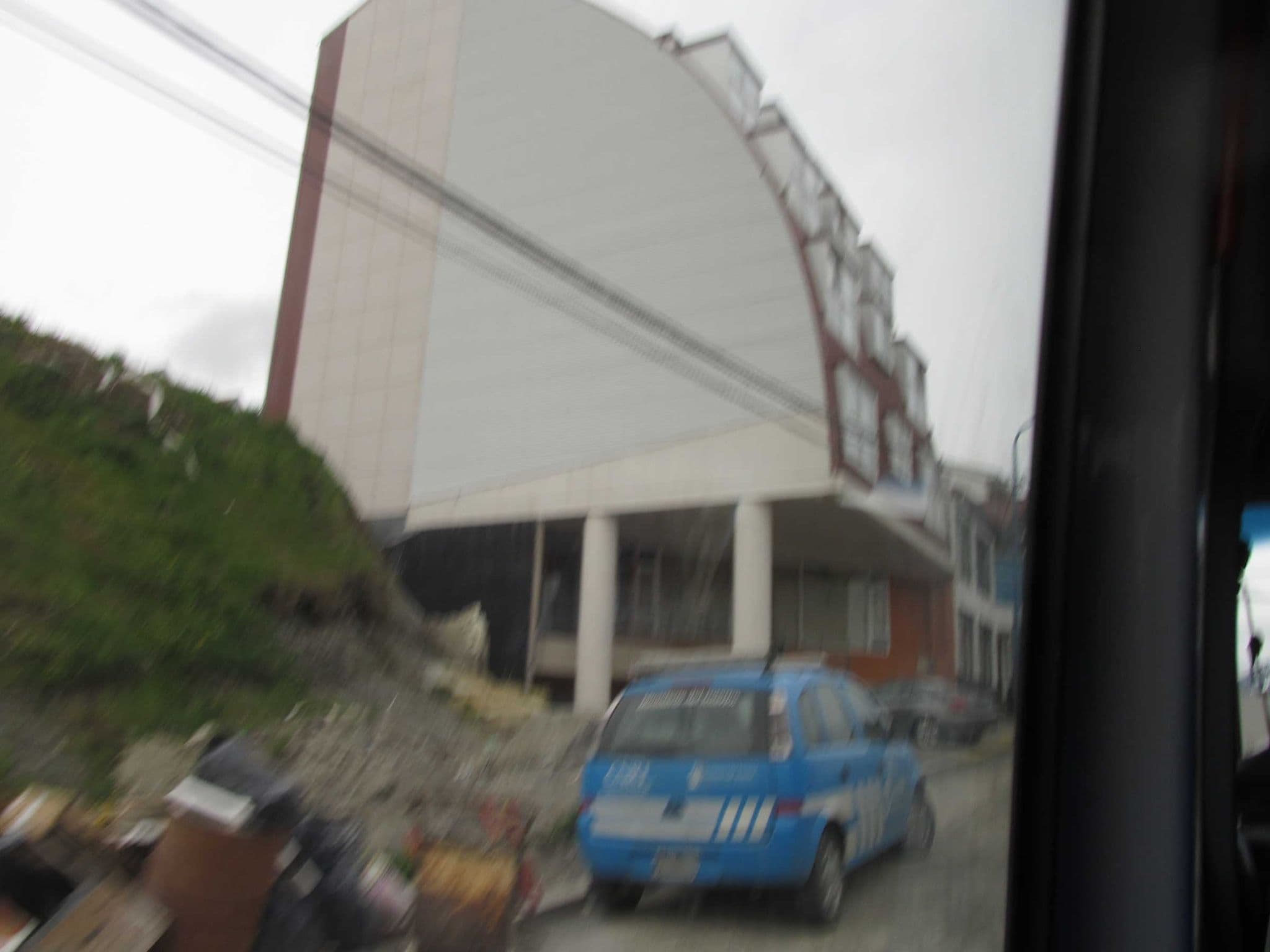 Street view near La Vela, Ushuaia — © sk53 (CC BY-SA · Mapillary)