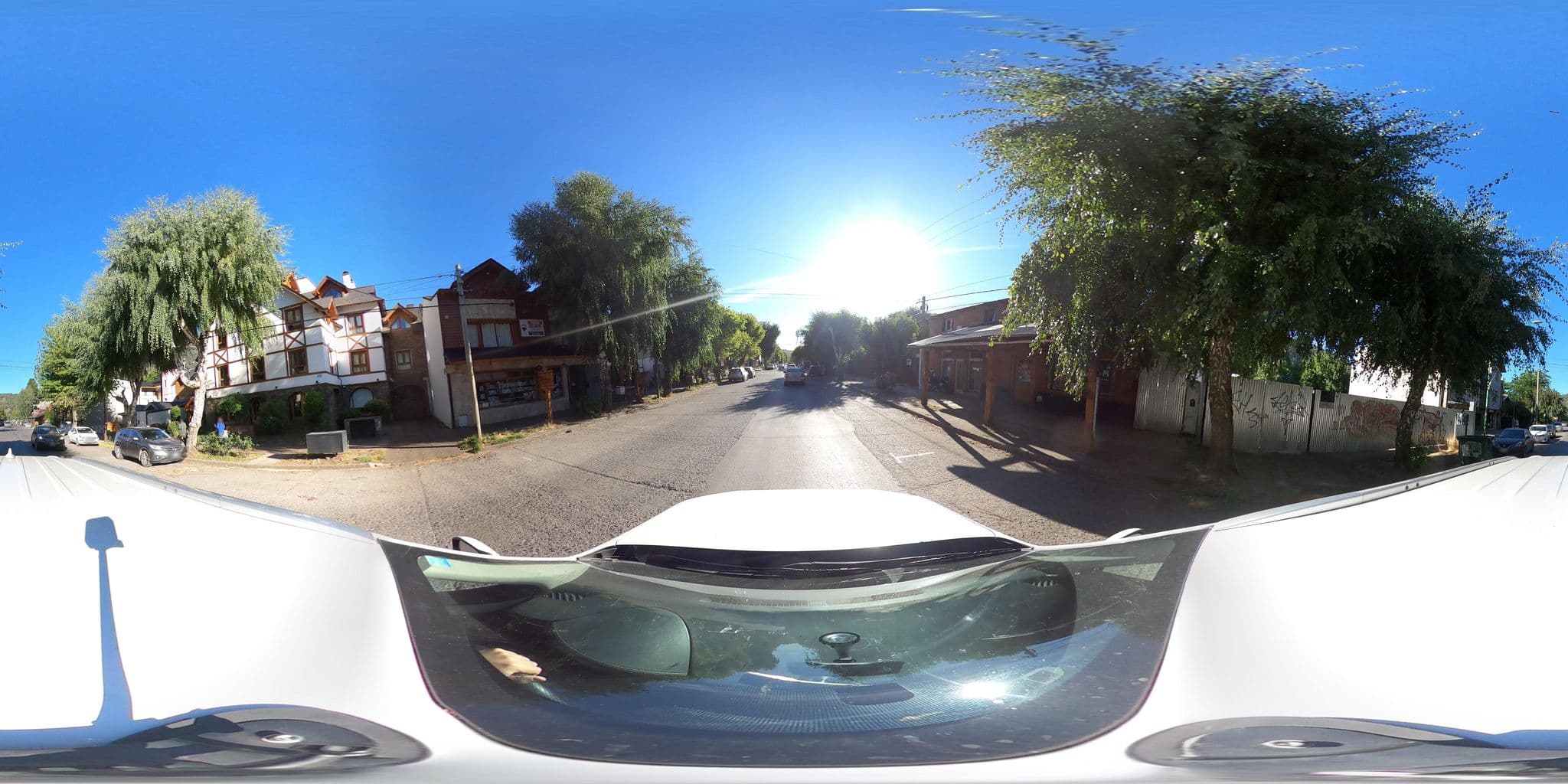 Street view near Apartamentos el Patio, San Martín de los Andes — © Kaart_Local (CC BY-SA · Mapillary)