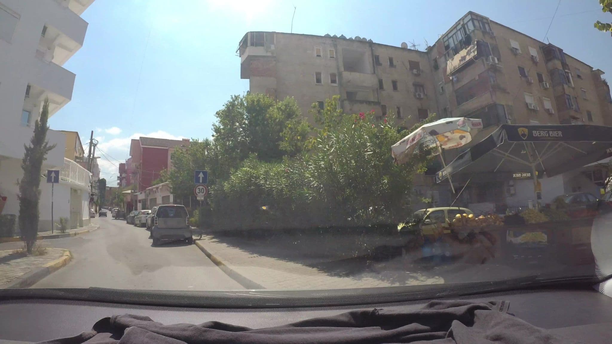 Street view near Hotel Pik Loti, Tirana — © kaart5 (CC BY-SA · Mapillary)