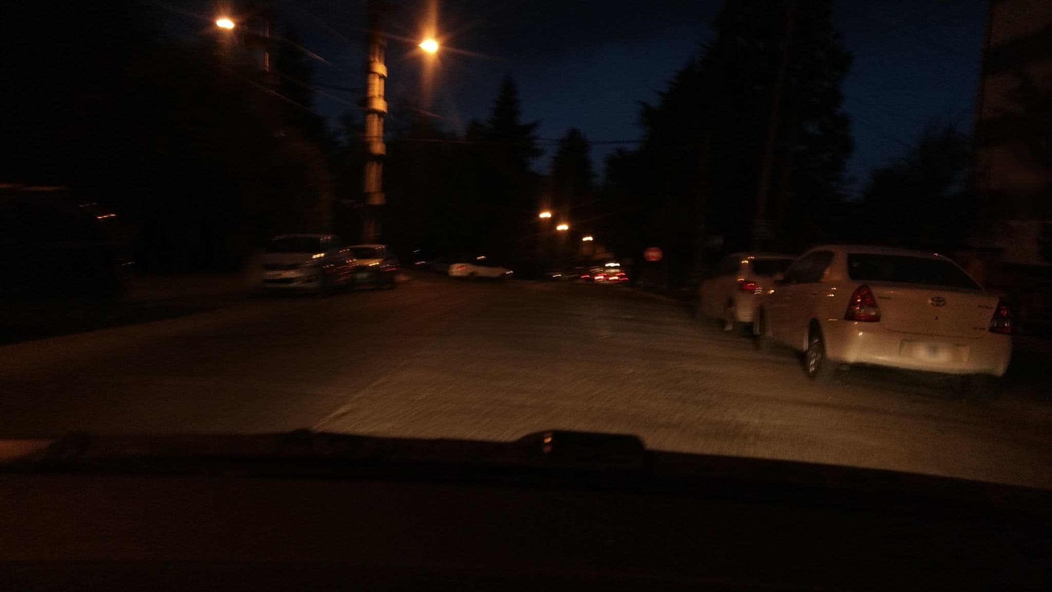 Street view near Hostel mantra, San Carlos de Bariloche — © martinvilu (CC BY-SA · Mapillary)