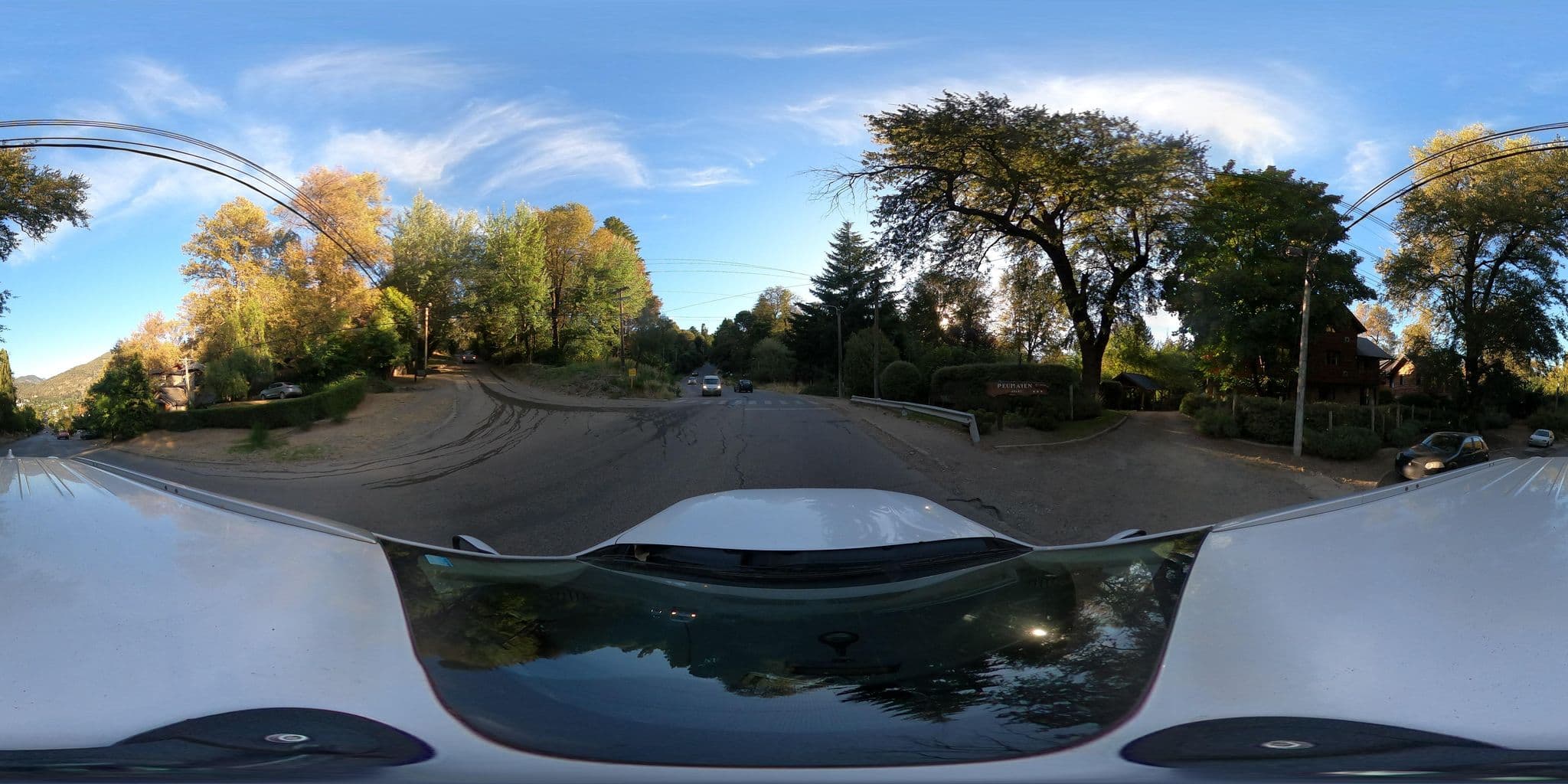 Street view near Cabanas Nelquihue, San Martín de los Andes — © Kaart_Local (CC BY-SA · Mapillary)