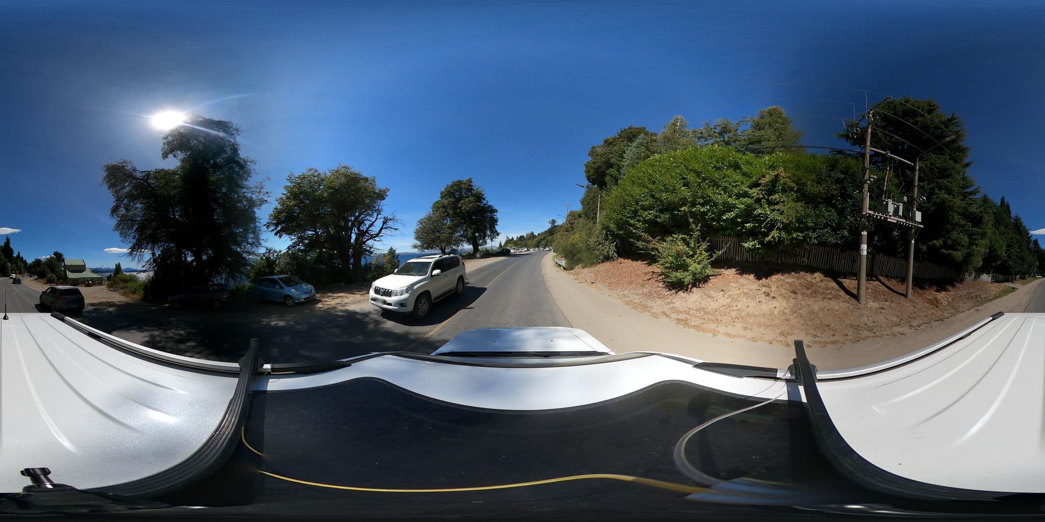 Street view near Bungalows Lutecia, San Carlos de Bariloche — © Kaart_Local (CC BY-SA · Mapillary)